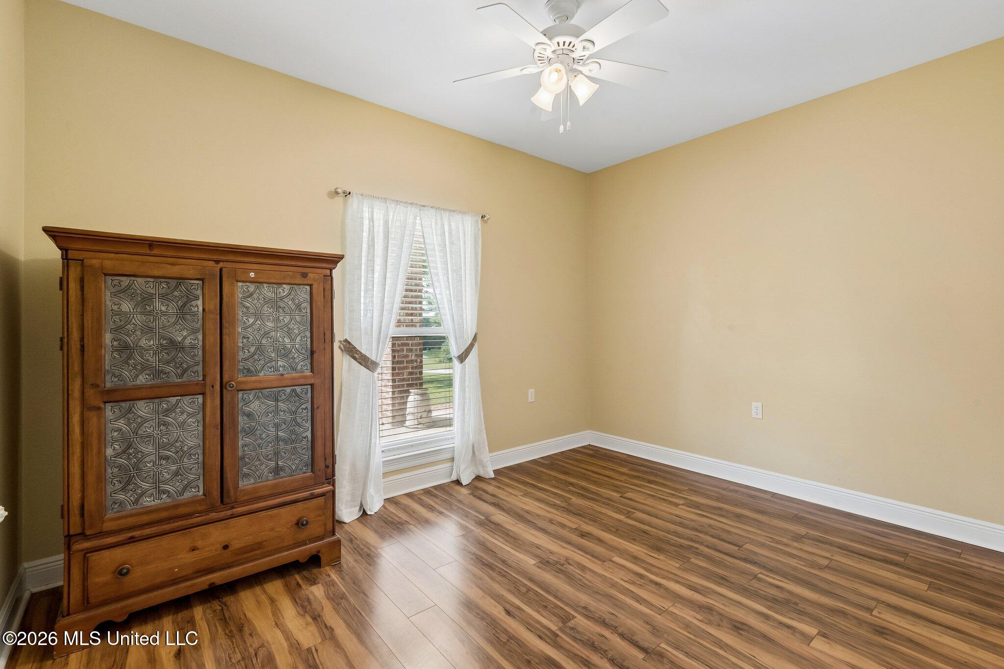 8352 Ridgewood Drive Property Photo 19