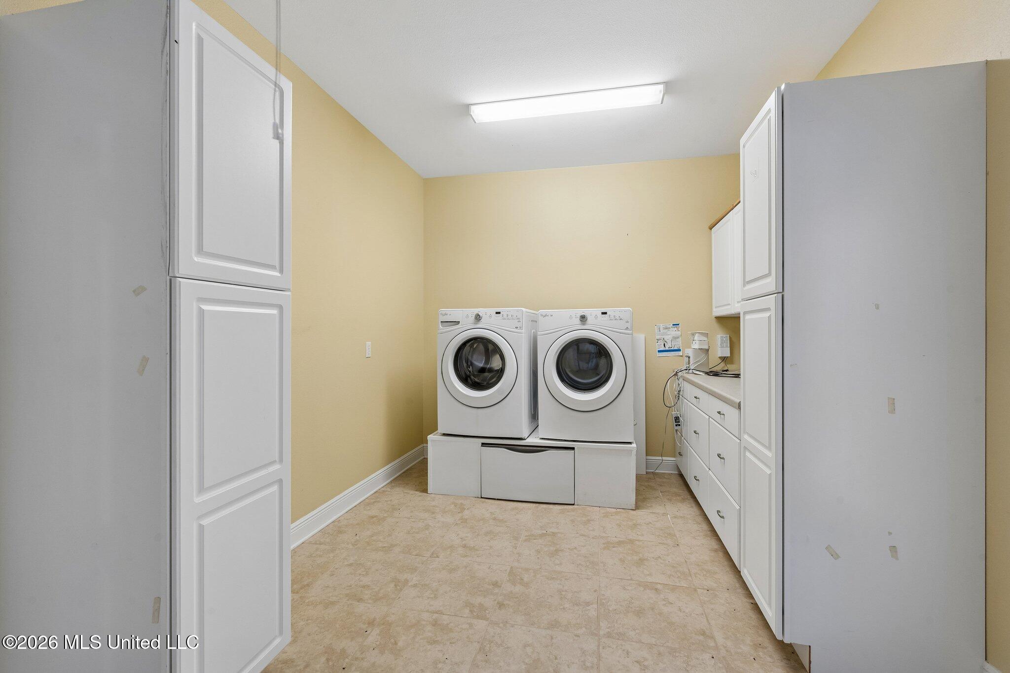 8352 Ridgewood Drive Property Photo 22