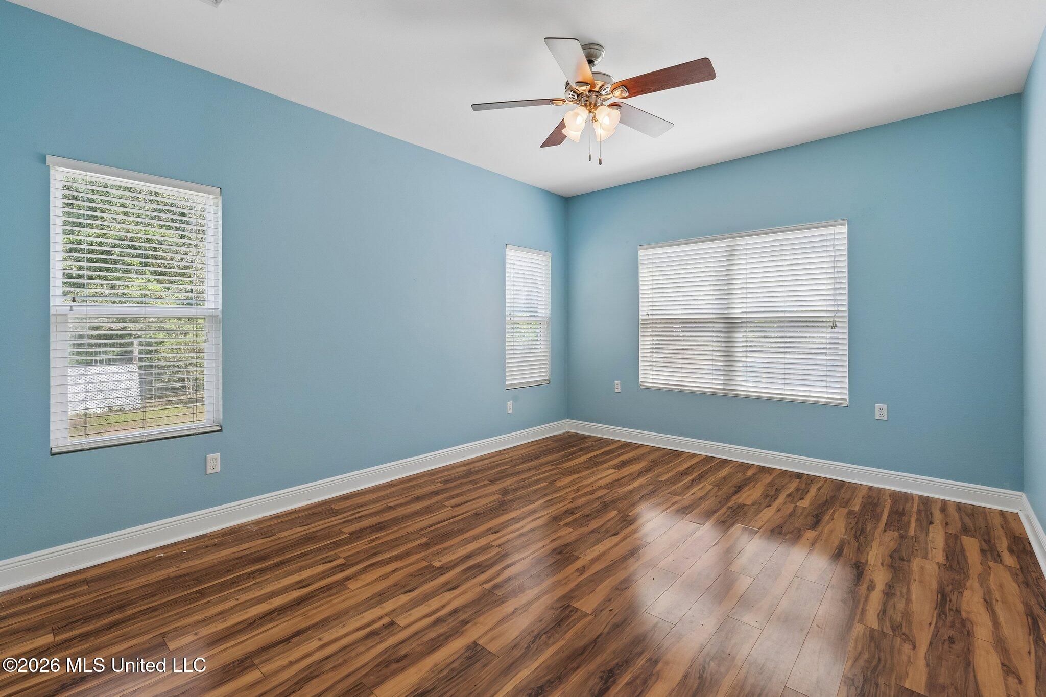 8352 Ridgewood Drive Property Photo 28