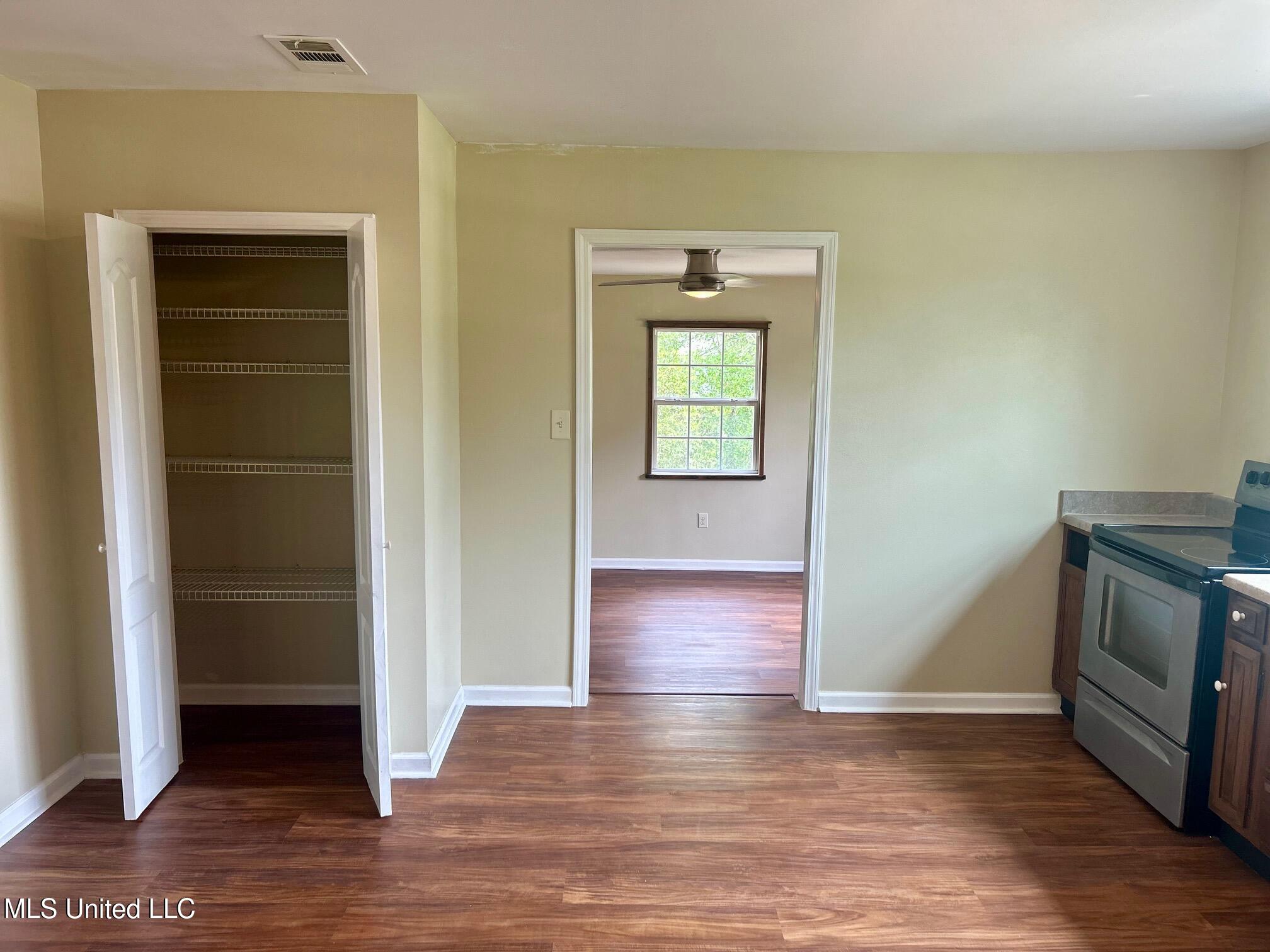 5142 1st Avenue Property Photo 17