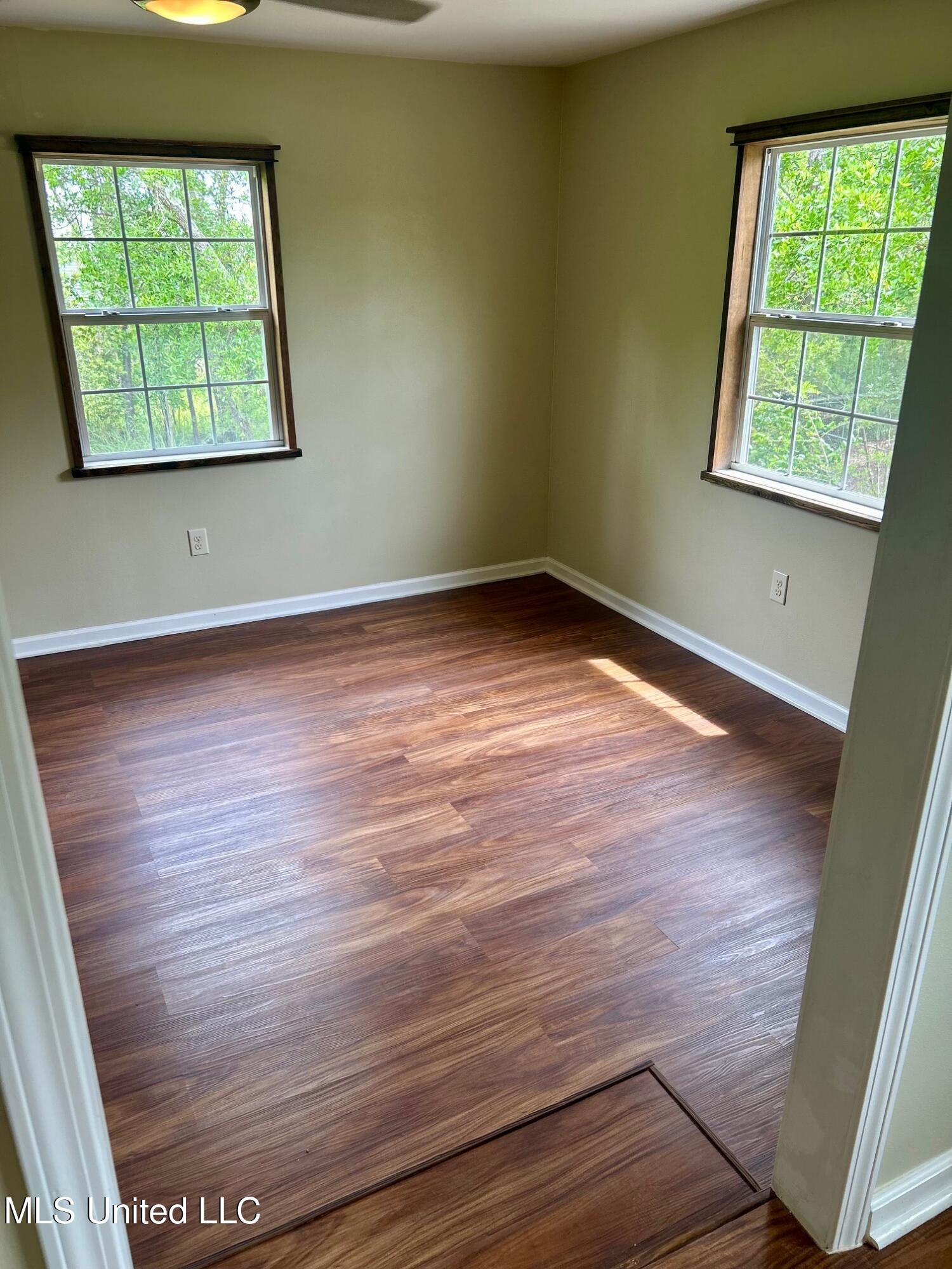 5142 1st Avenue Property Photo 18