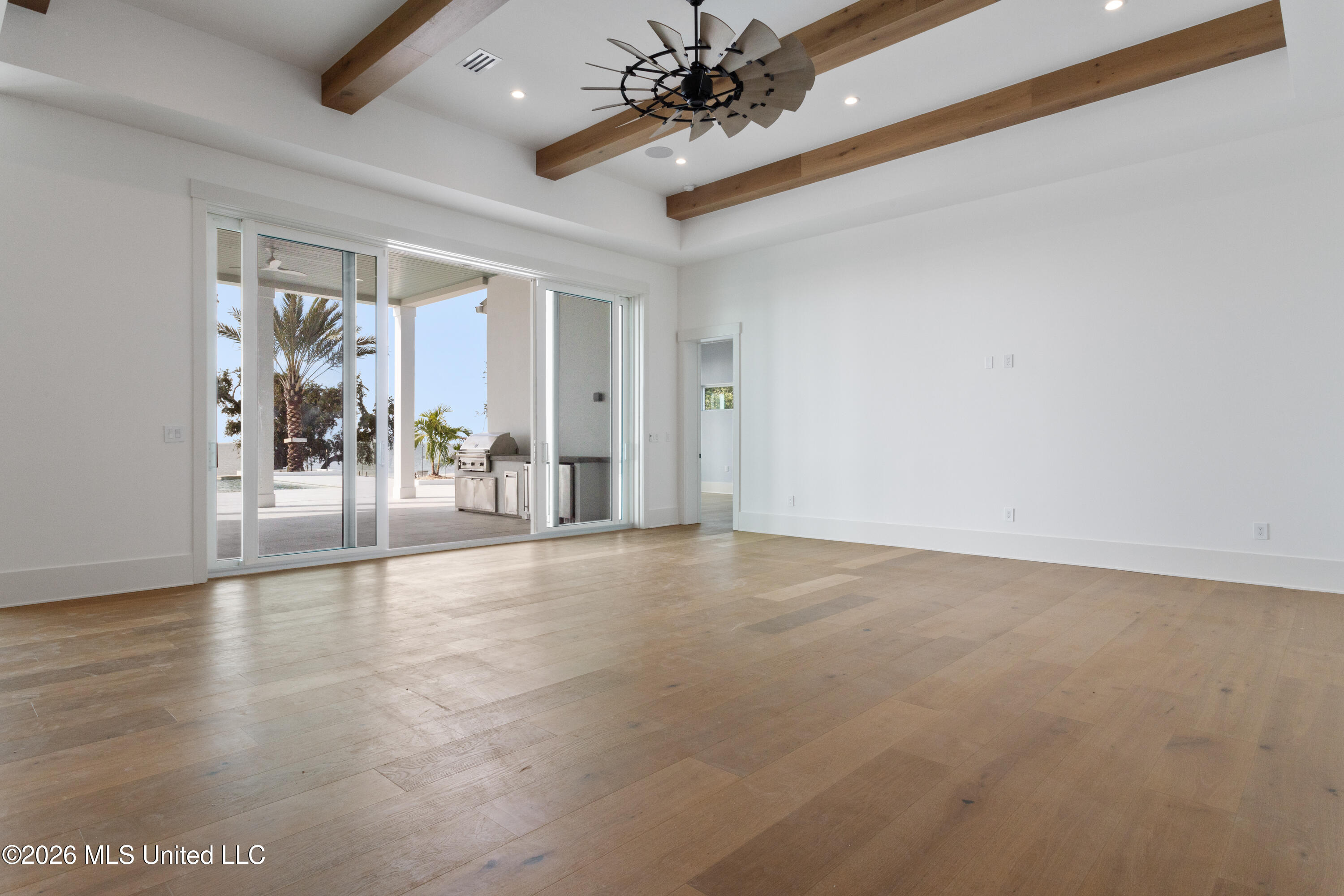1936 Beach Drive Property Photo 24