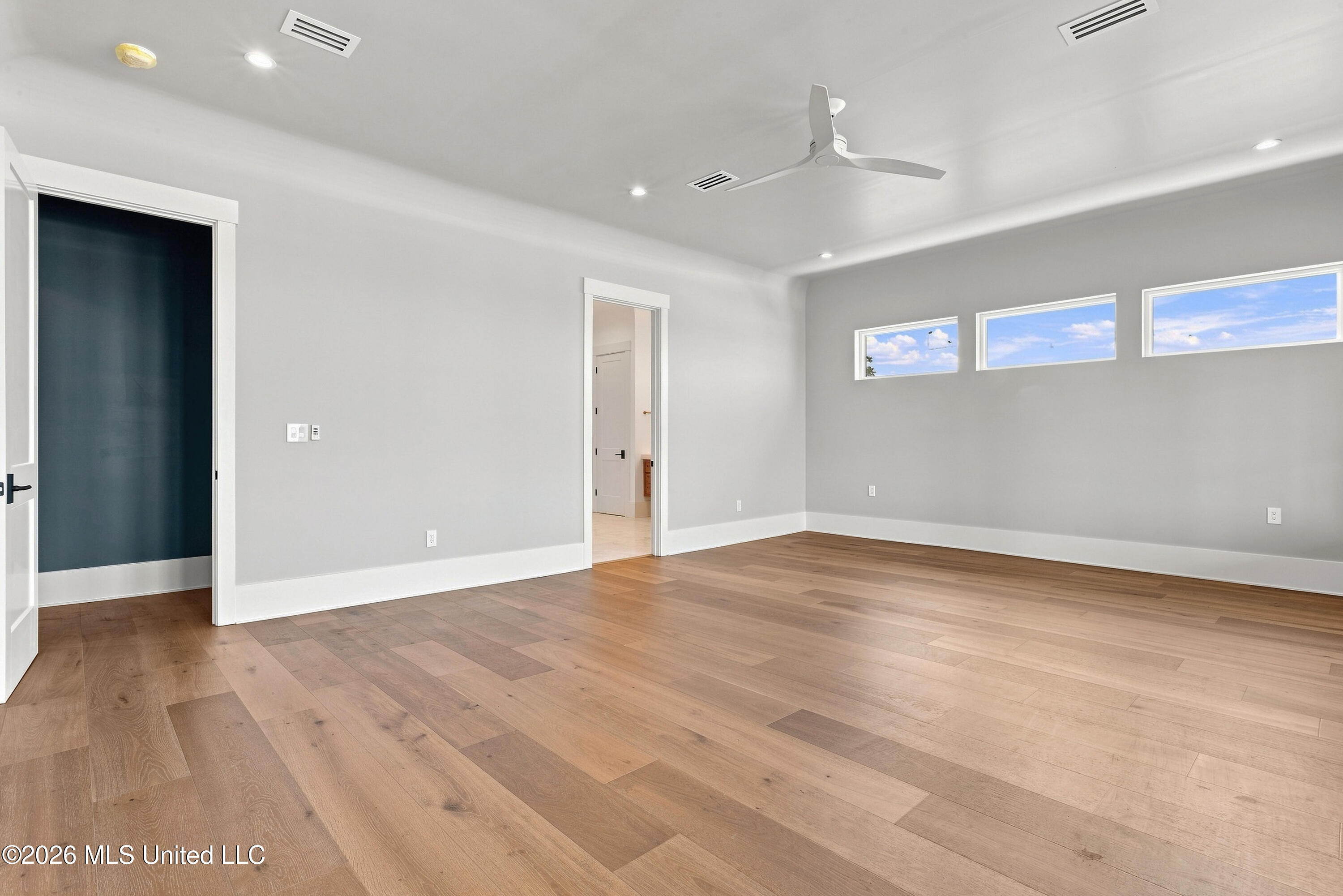 1936 Beach Drive Property Photo 56