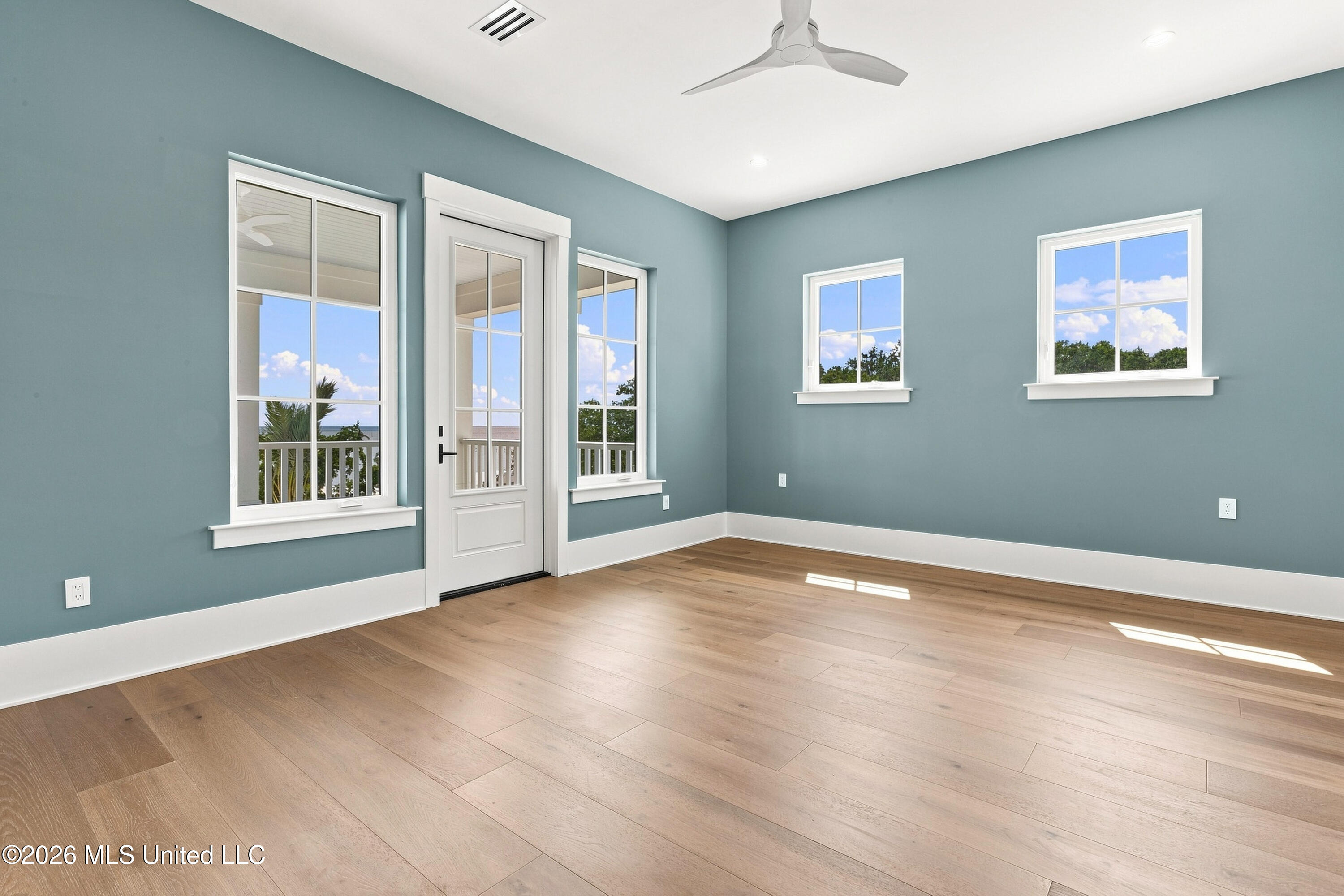 1936 Beach Drive Property Photo 75