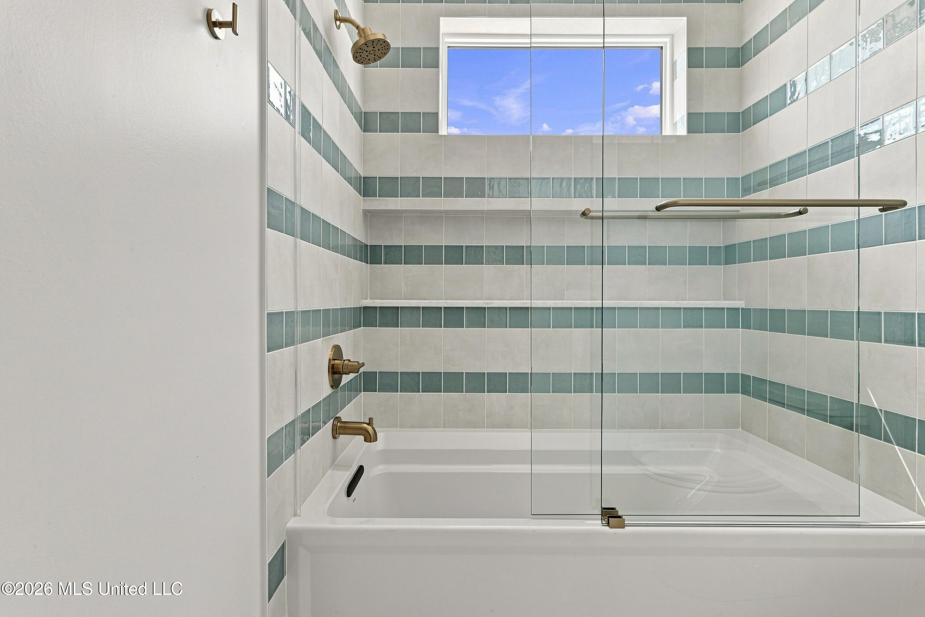 1936 Beach Drive Property Photo 79