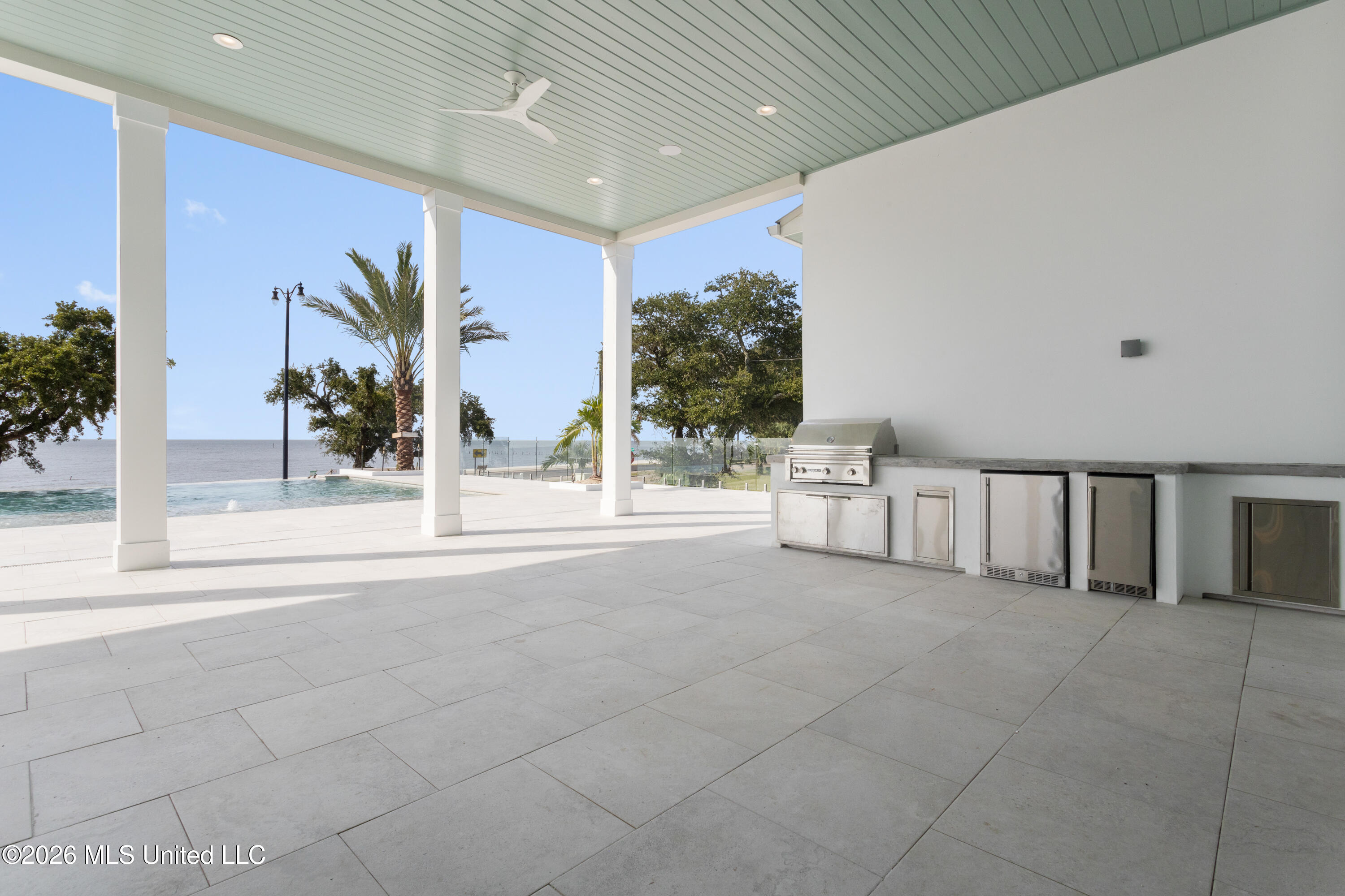 1936 Beach Drive Property Photo 117
