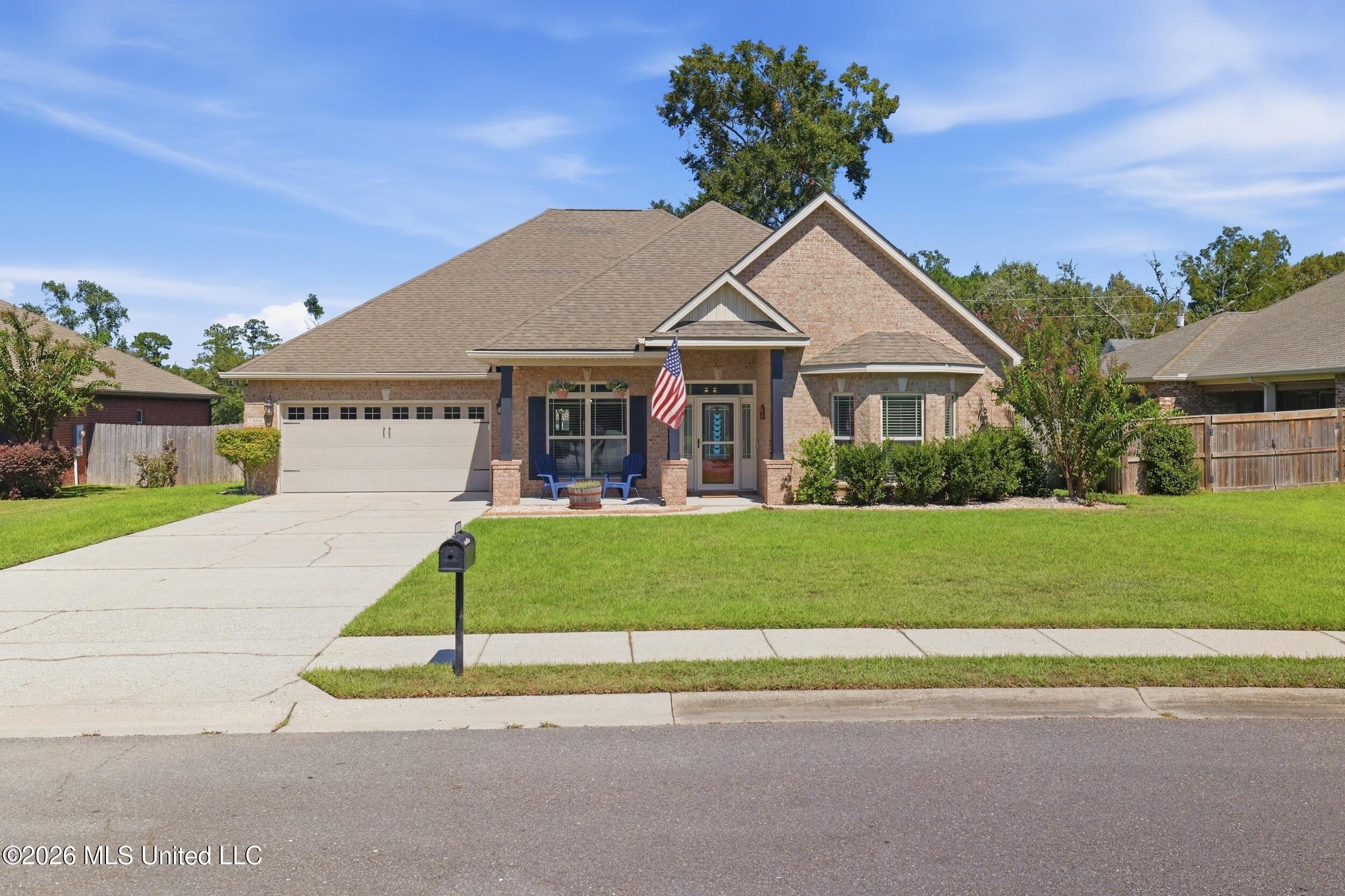 13090 Hawthorn Drive Property Photo 1
