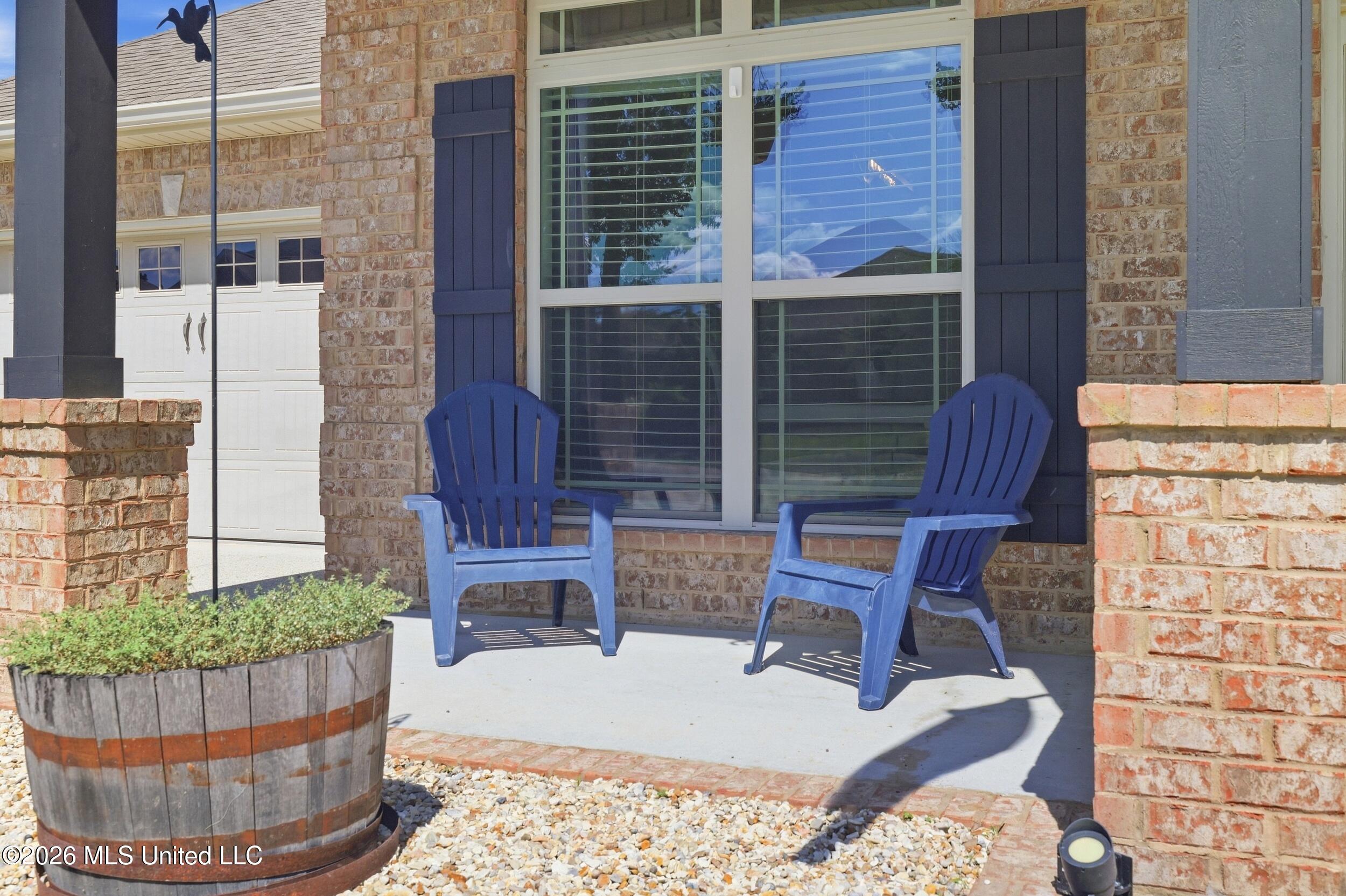 13090 Hawthorn Drive Property Photo 6