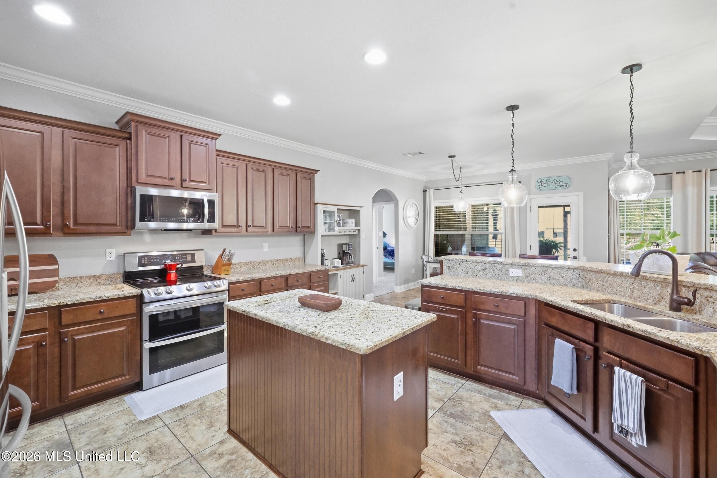 13090 Hawthorn Drive Property Photo 34