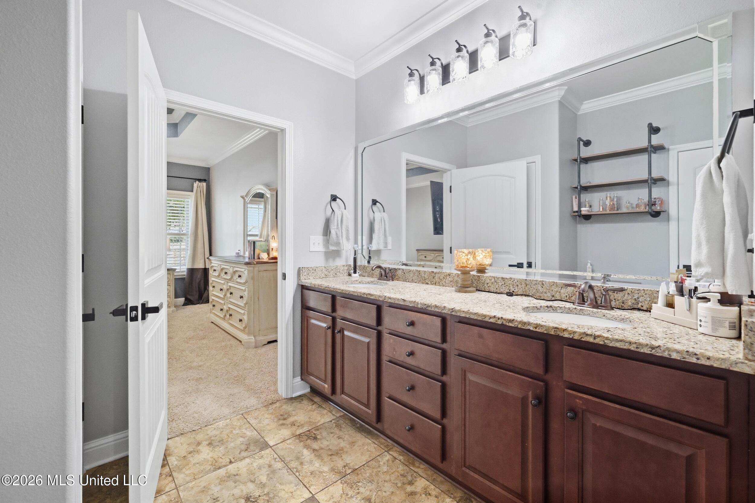 13090 Hawthorn Drive Property Photo 44