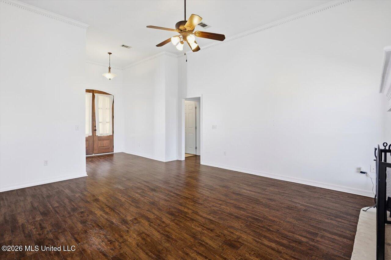 184 Provonce Park Property Photo 6