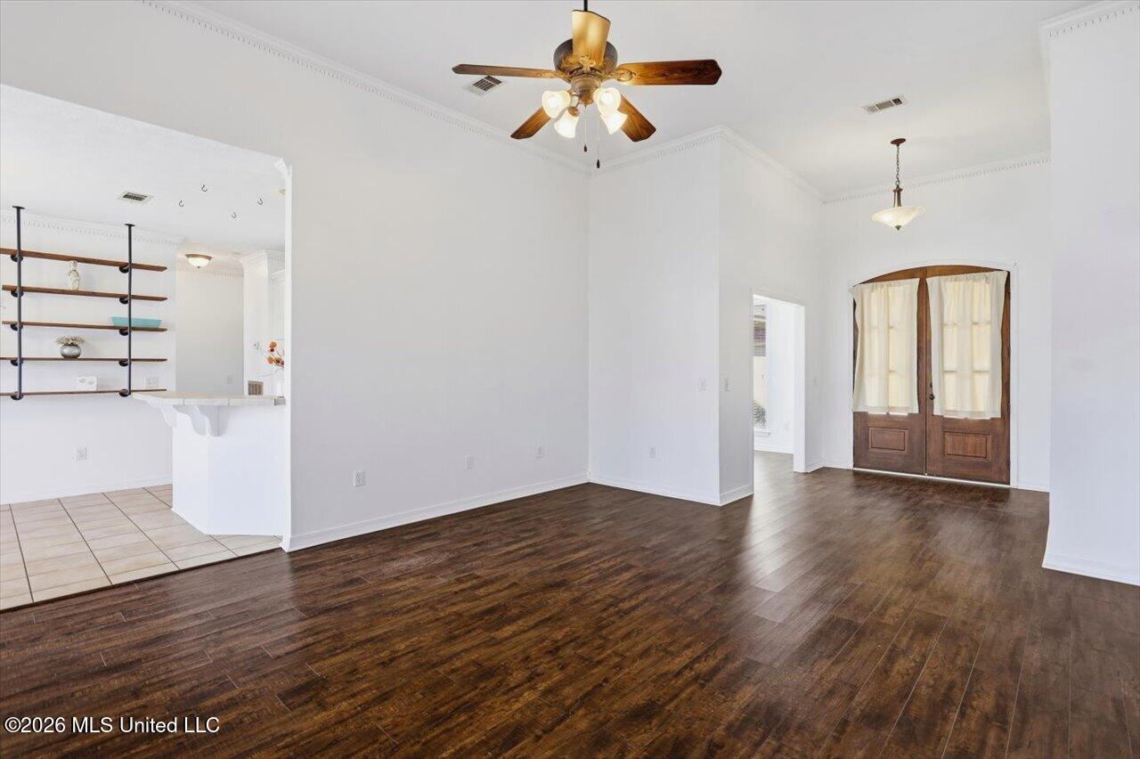184 Provonce Park Property Photo 7