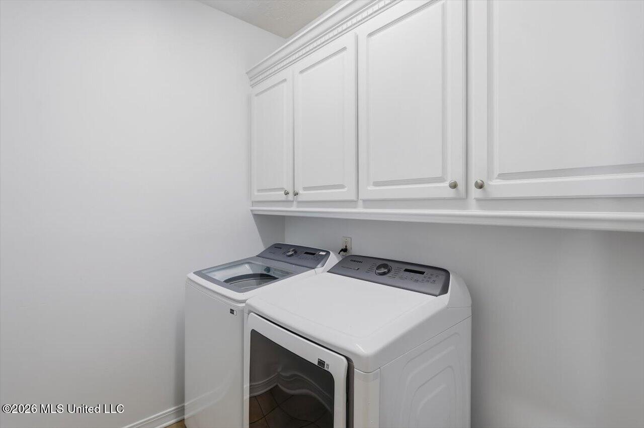 184 Provonce Park Property Photo 16
