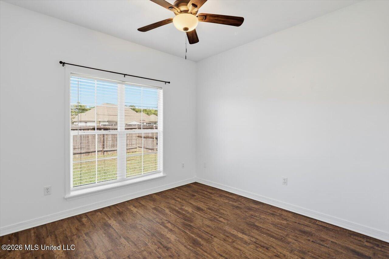 184 Provonce Park Property Photo 24
