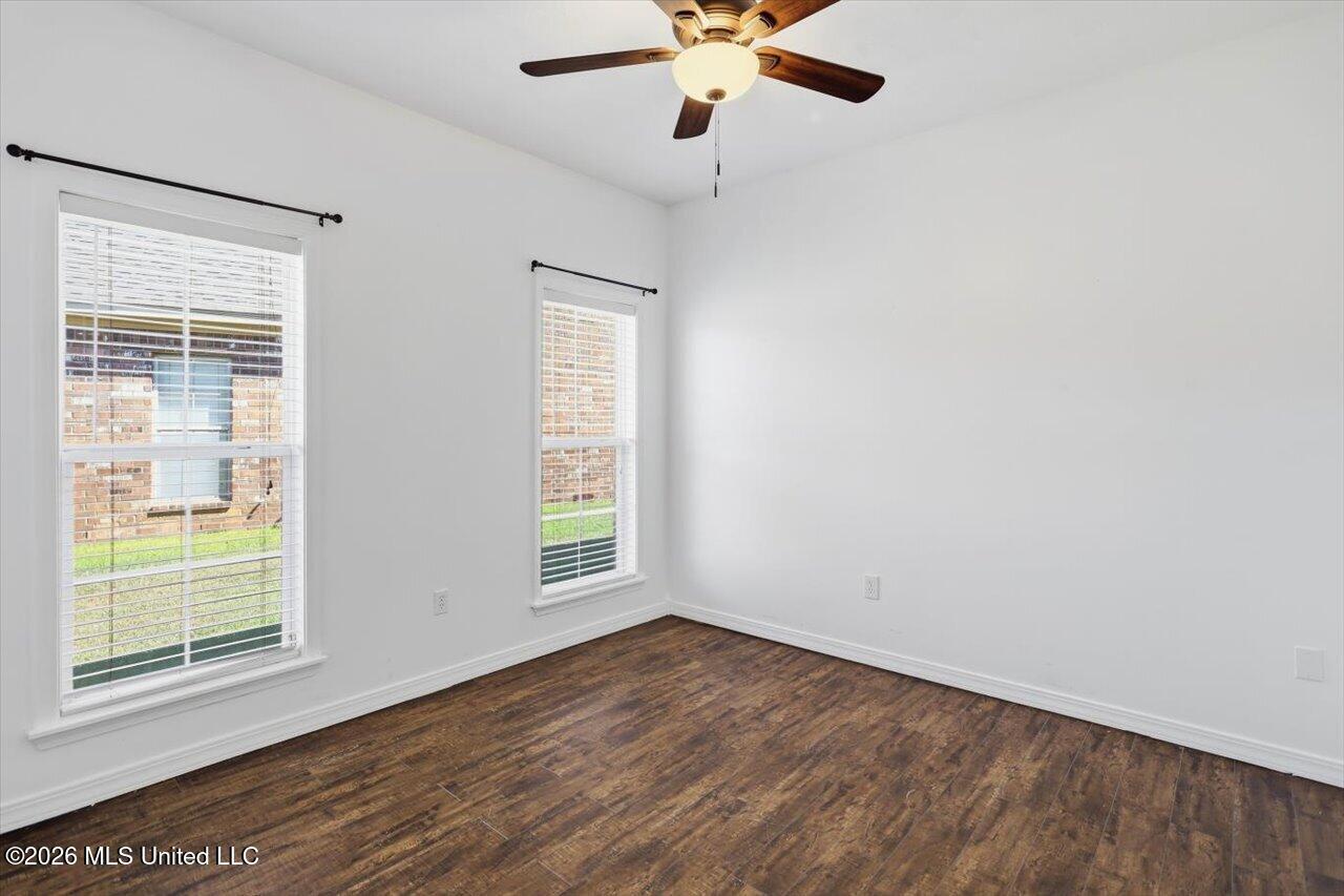184 Provonce Park Property Photo 27