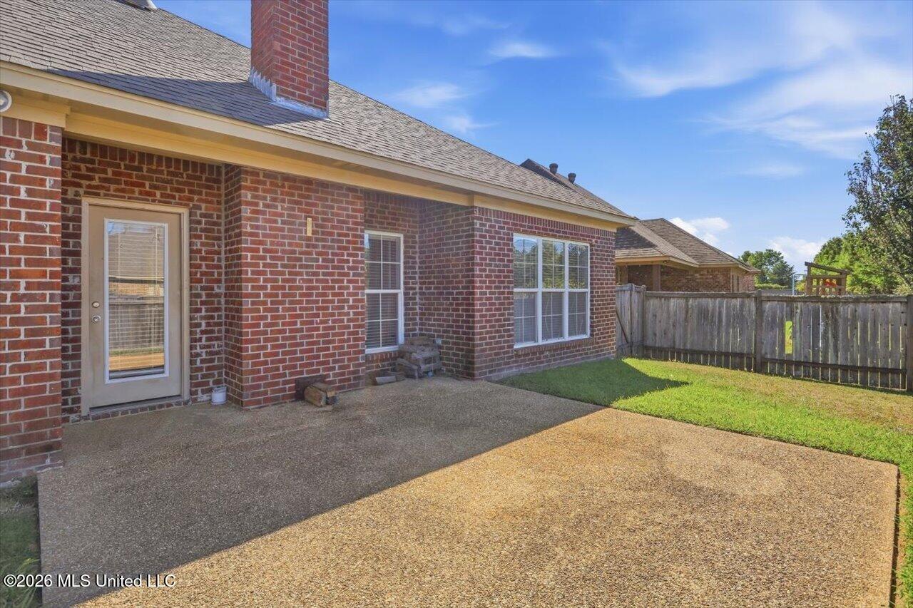 184 Provonce Park Property Photo 28