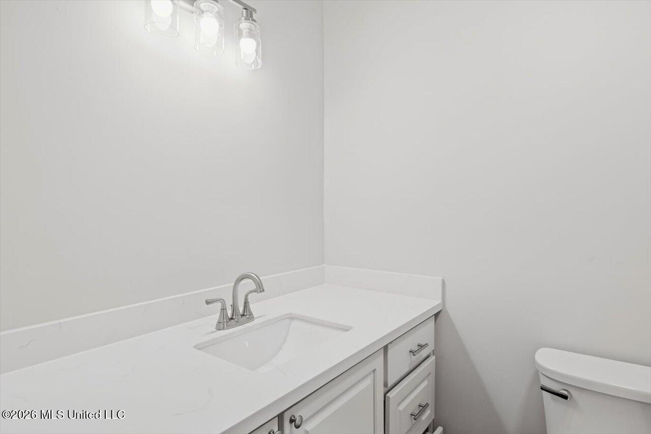 2077 Lakeshore Drive Property Photo 29