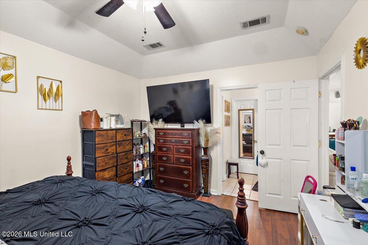 1018 Bullrun Drive Property Photo 15