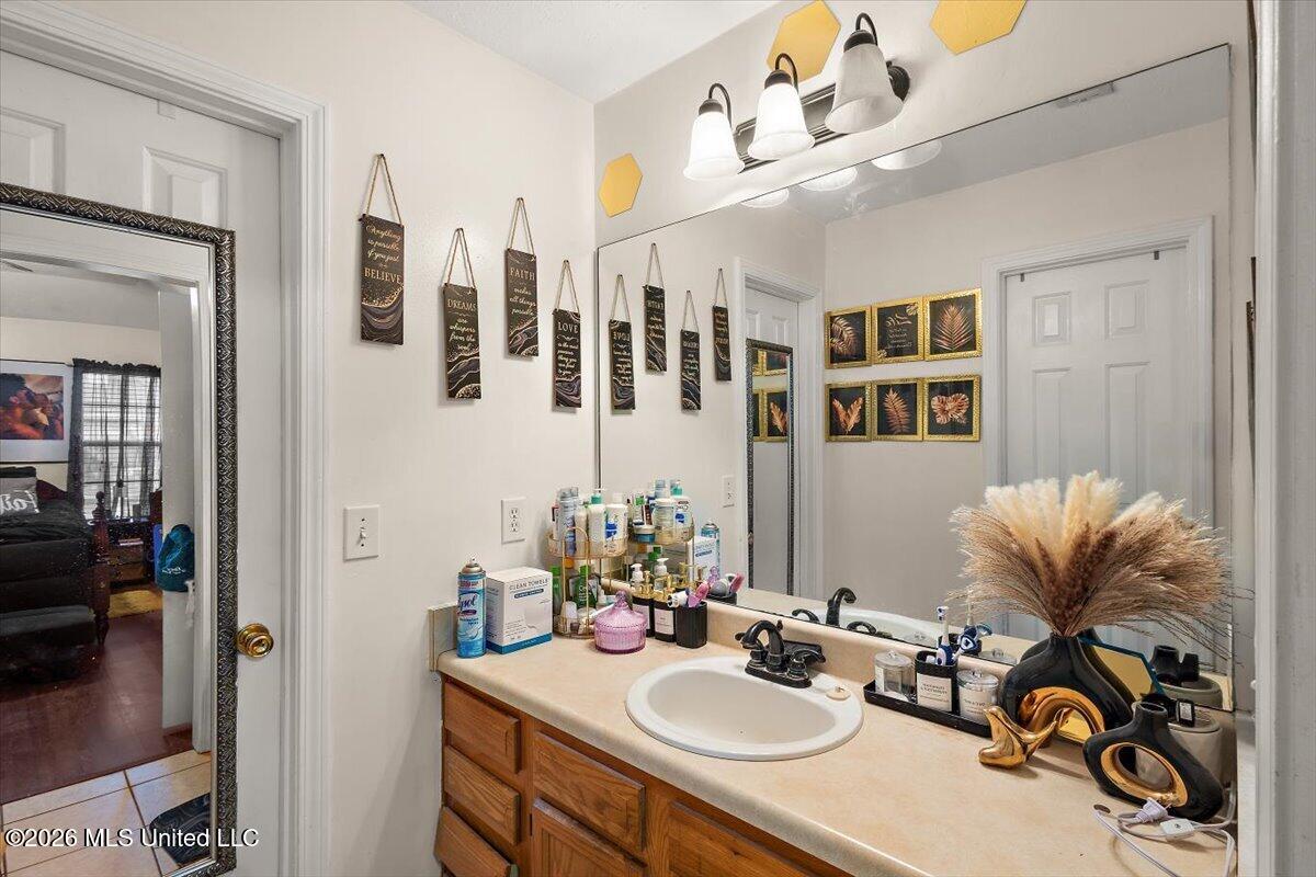 1018 Bullrun Drive Property Photo 16