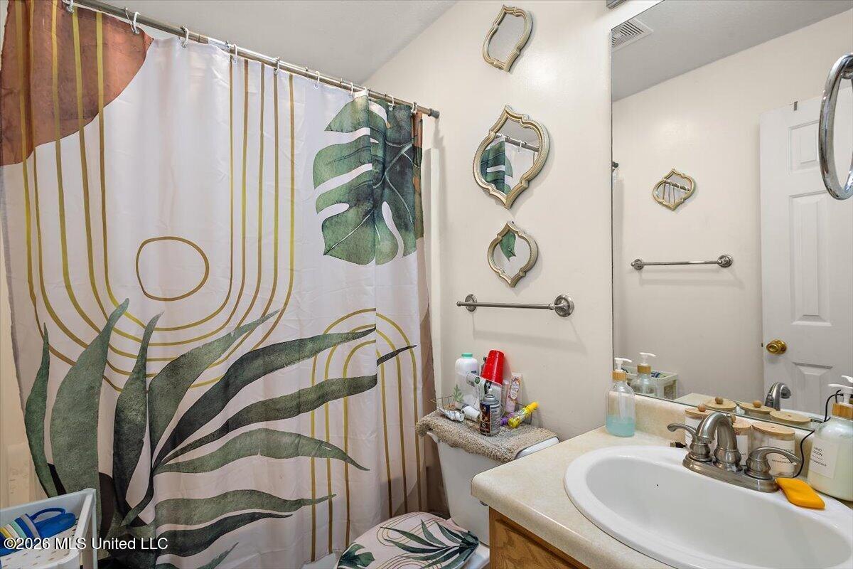 1018 Bullrun Drive Property Photo 19