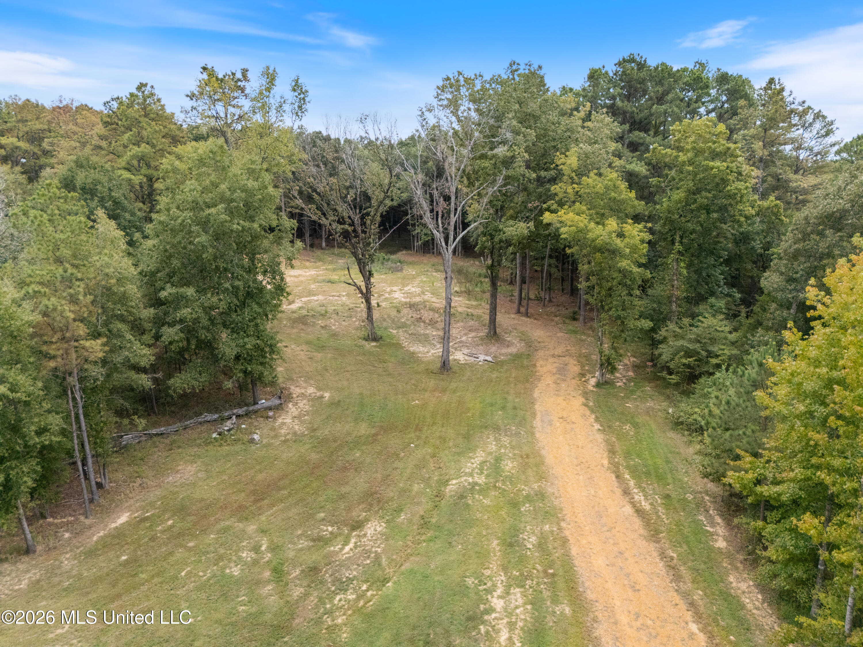 Rolling Oaks Lane Property Photo 3
