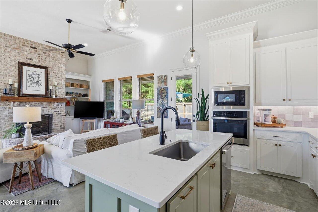 1237 Old Court Crossing Property Photo 12
