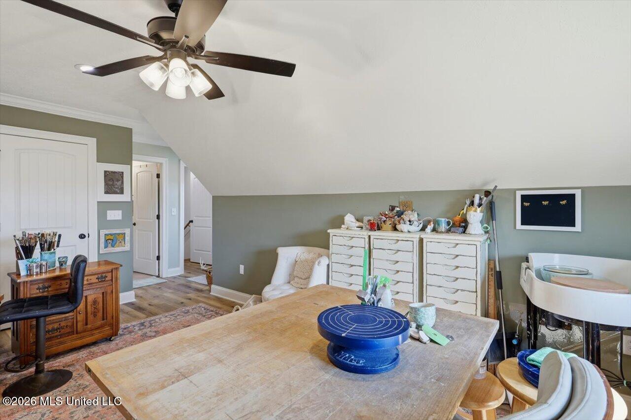 1237 Old Court Crossing Property Photo 27
