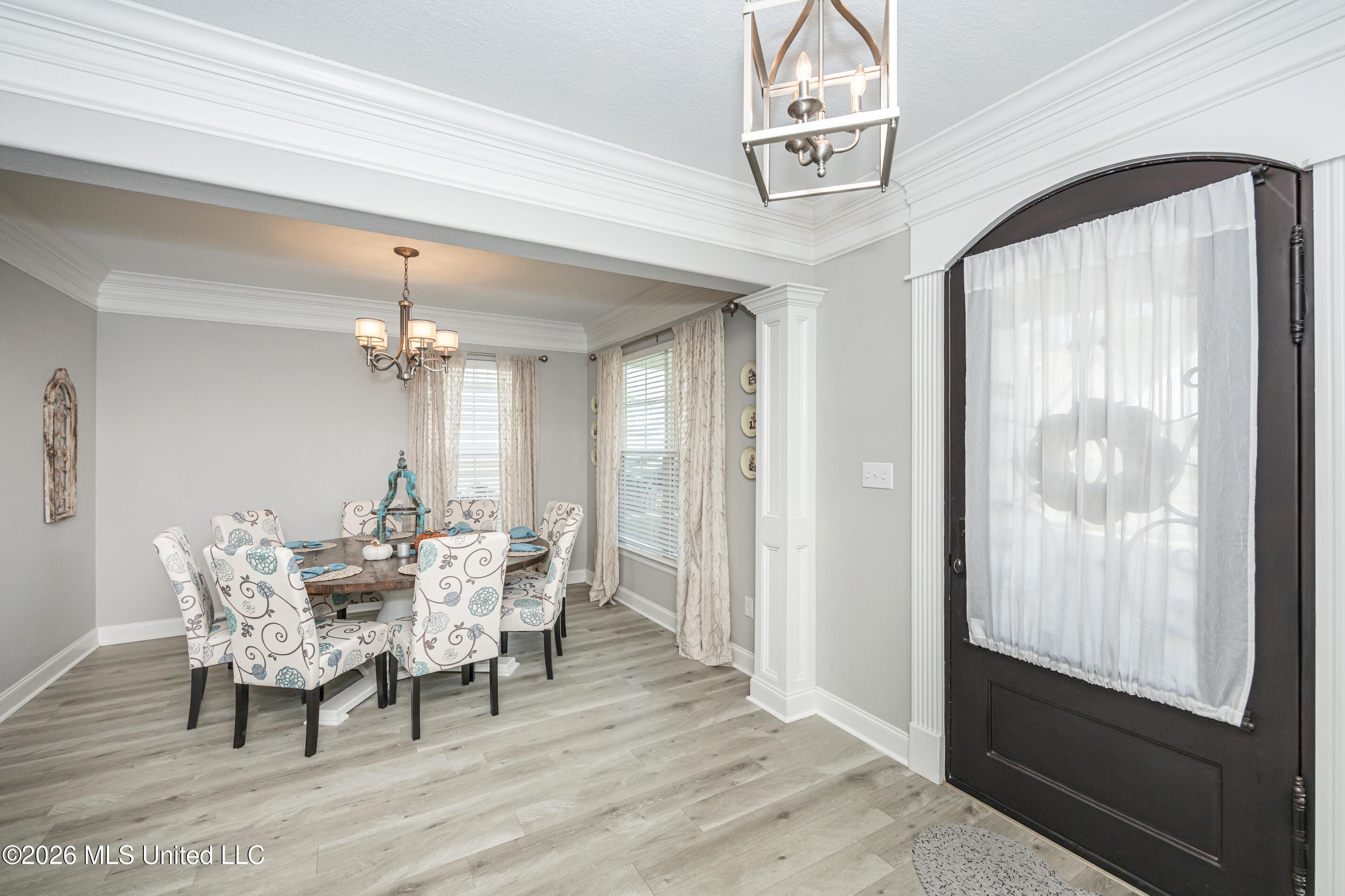 111 Westwind Court Property Photo 8