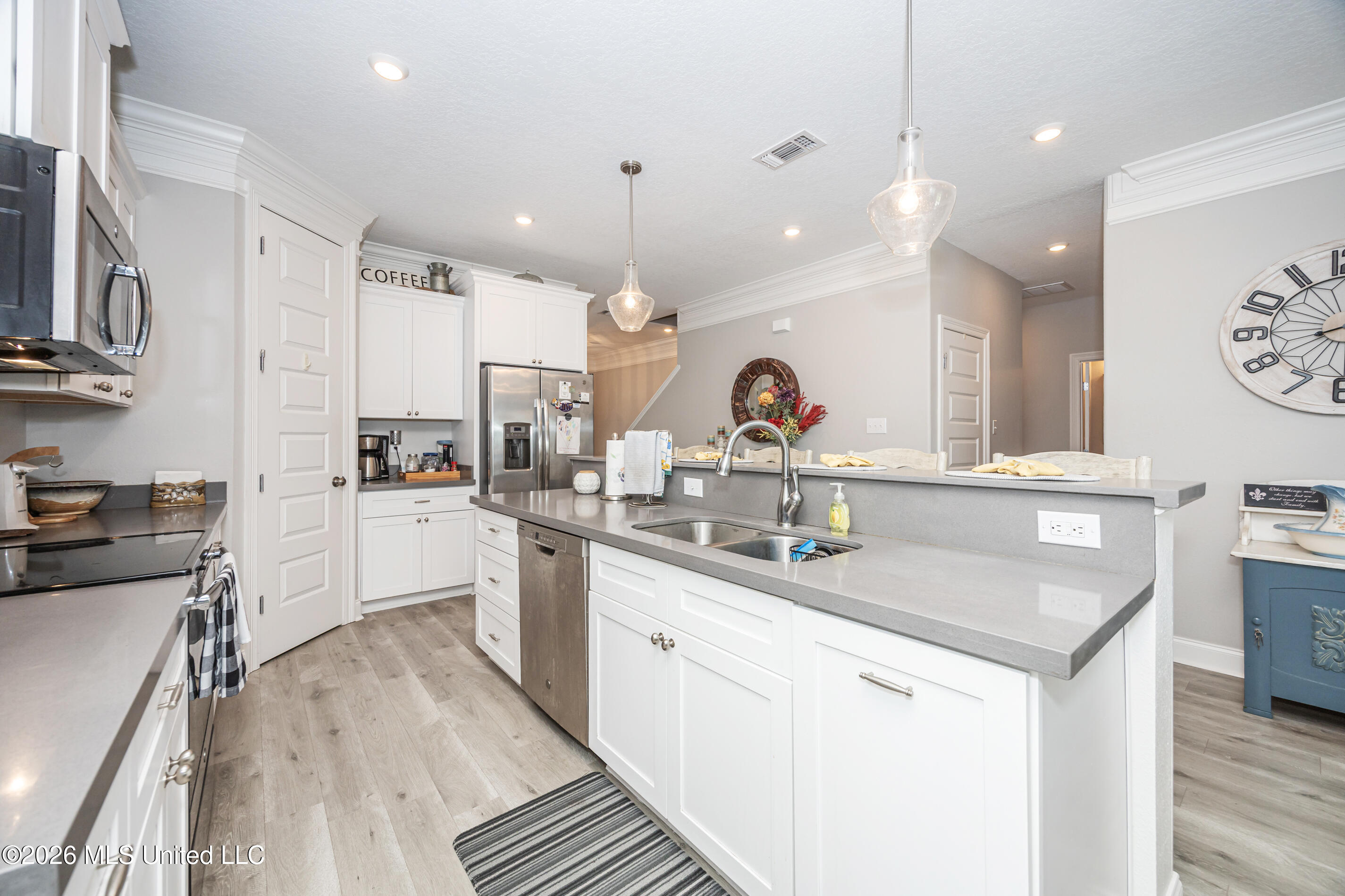 111 Westwind Court Property Photo 14