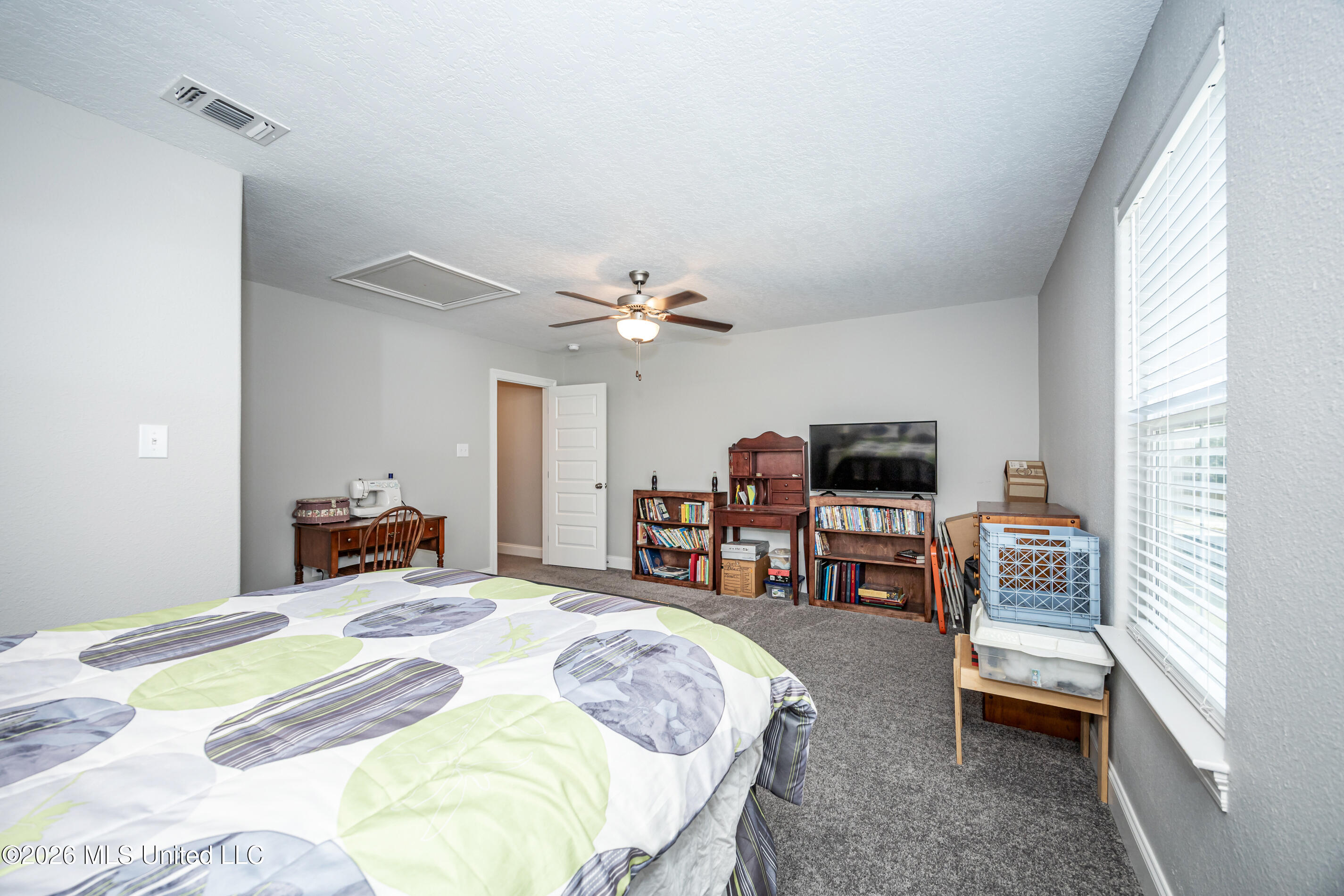 111 Westwind Court Property Photo 48