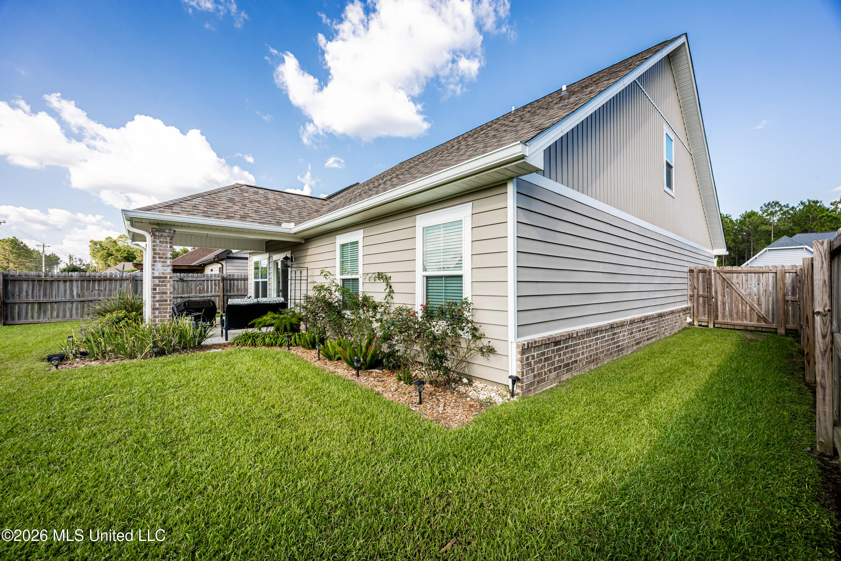 111 Westwind Court Property Photo 60