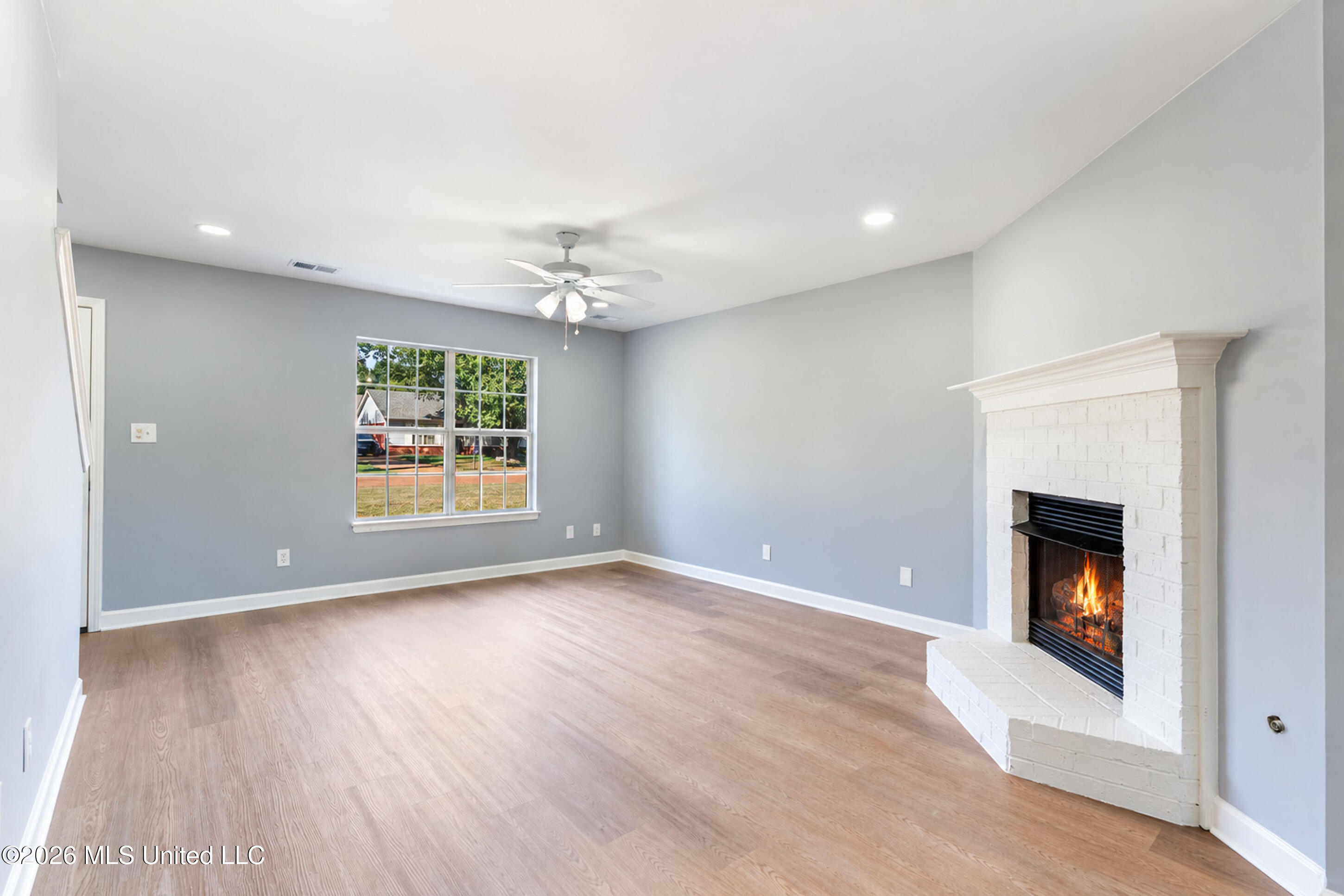 4241 Shadow Glen Drive Property Photo 8