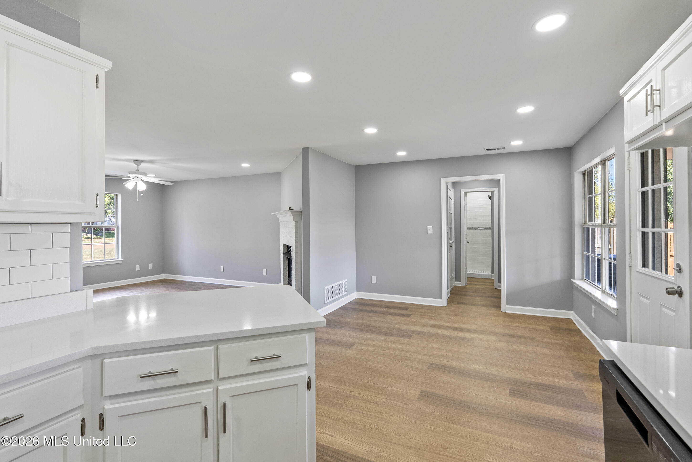 4241 Shadow Glen Drive Property Photo 10
