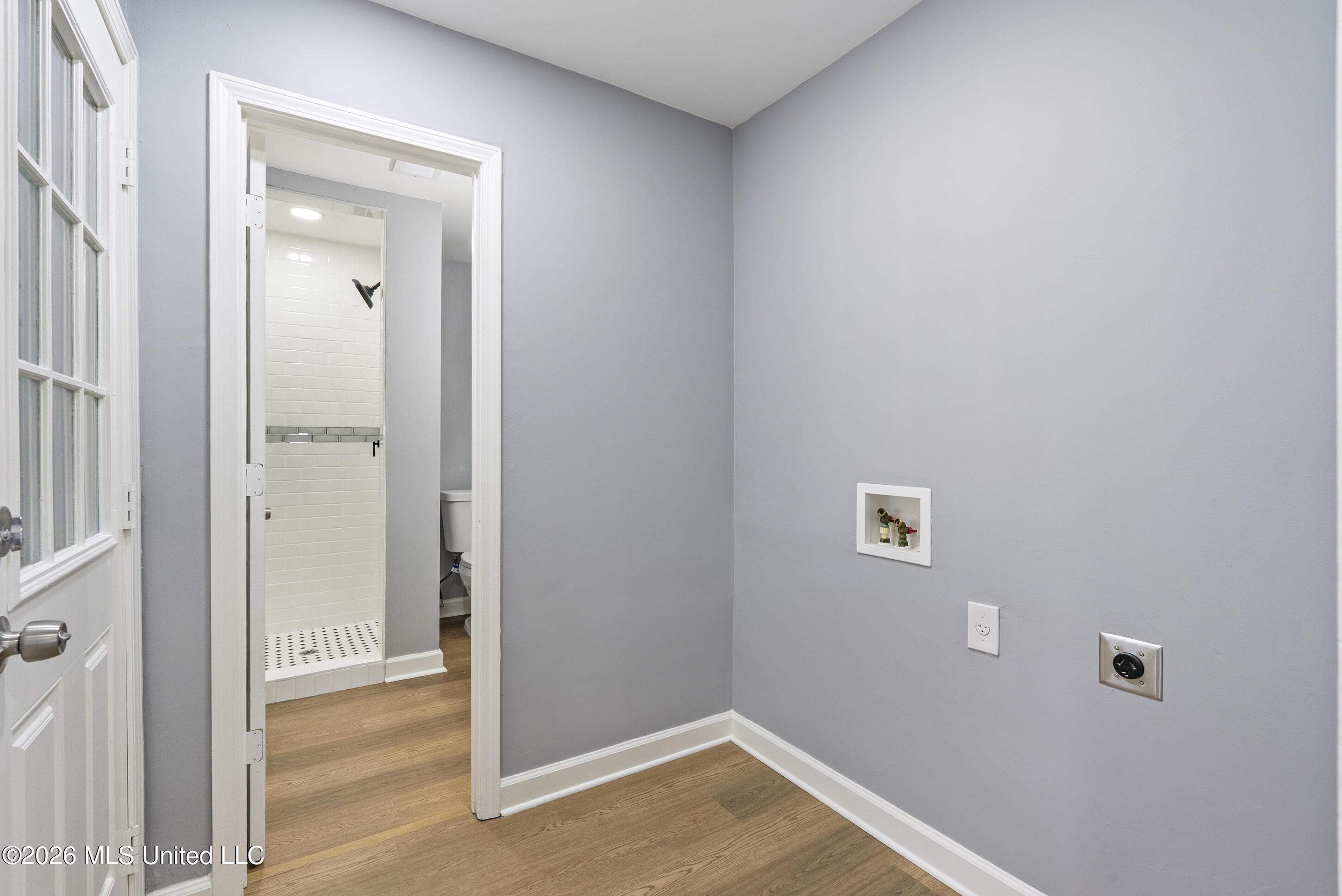 4241 Shadow Glen Drive Property Photo 15