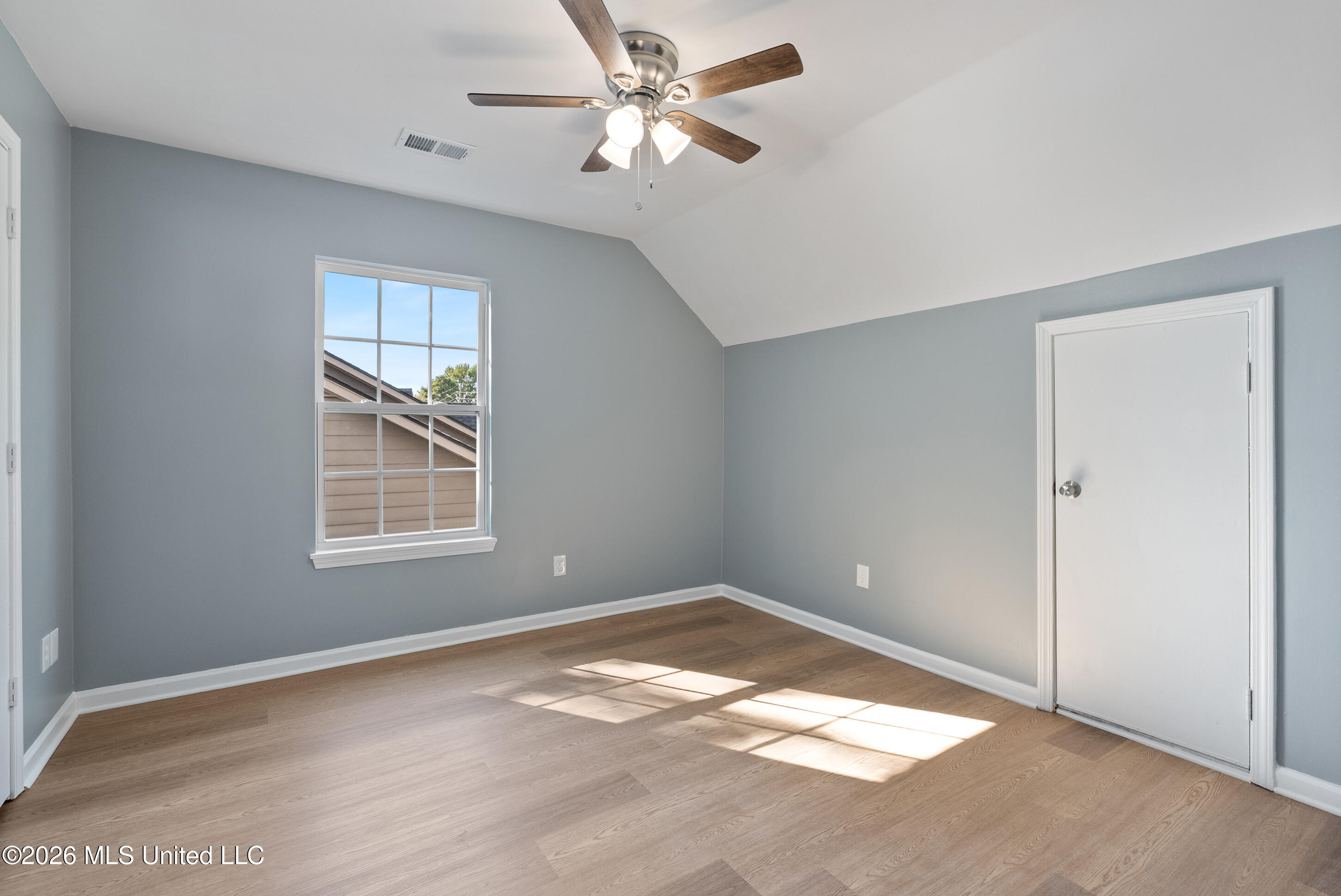 4241 Shadow Glen Drive Property Photo 21