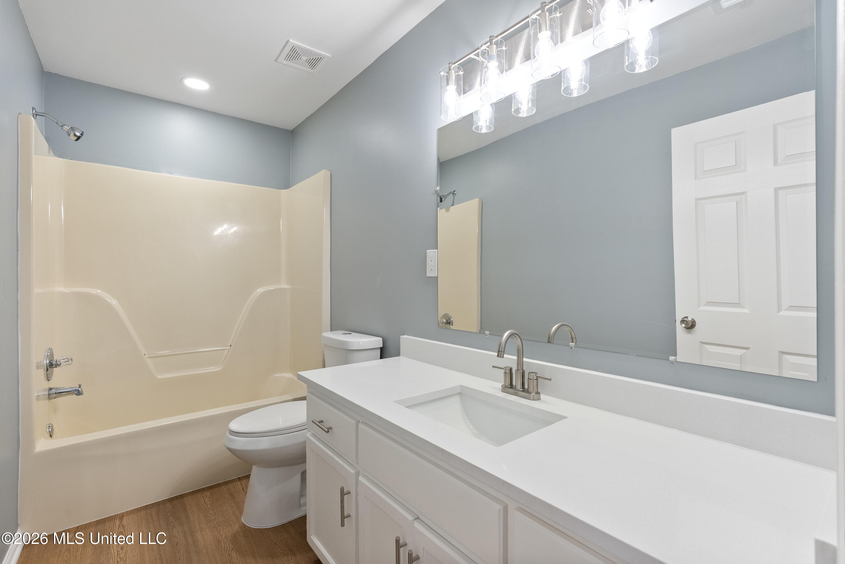 4241 Shadow Glen Drive Property Photo 22