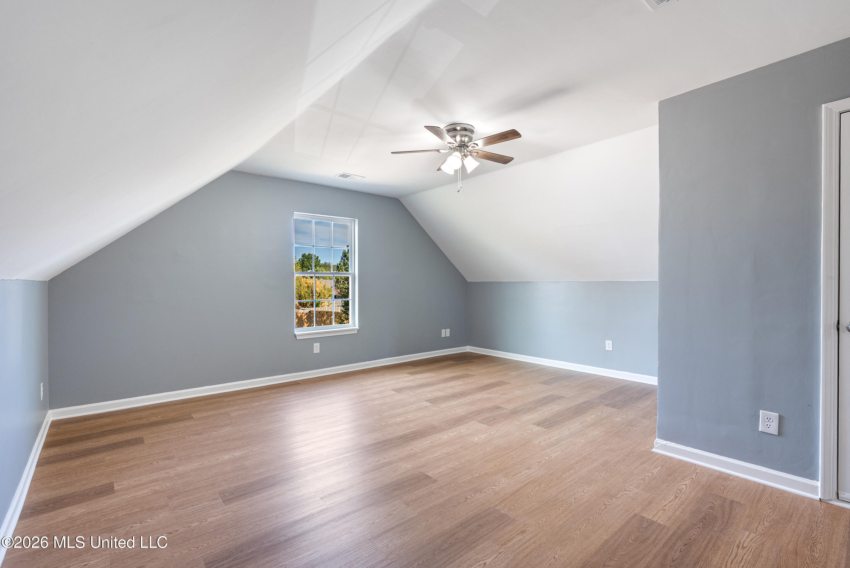 4241 Shadow Glen Drive Property Photo 23