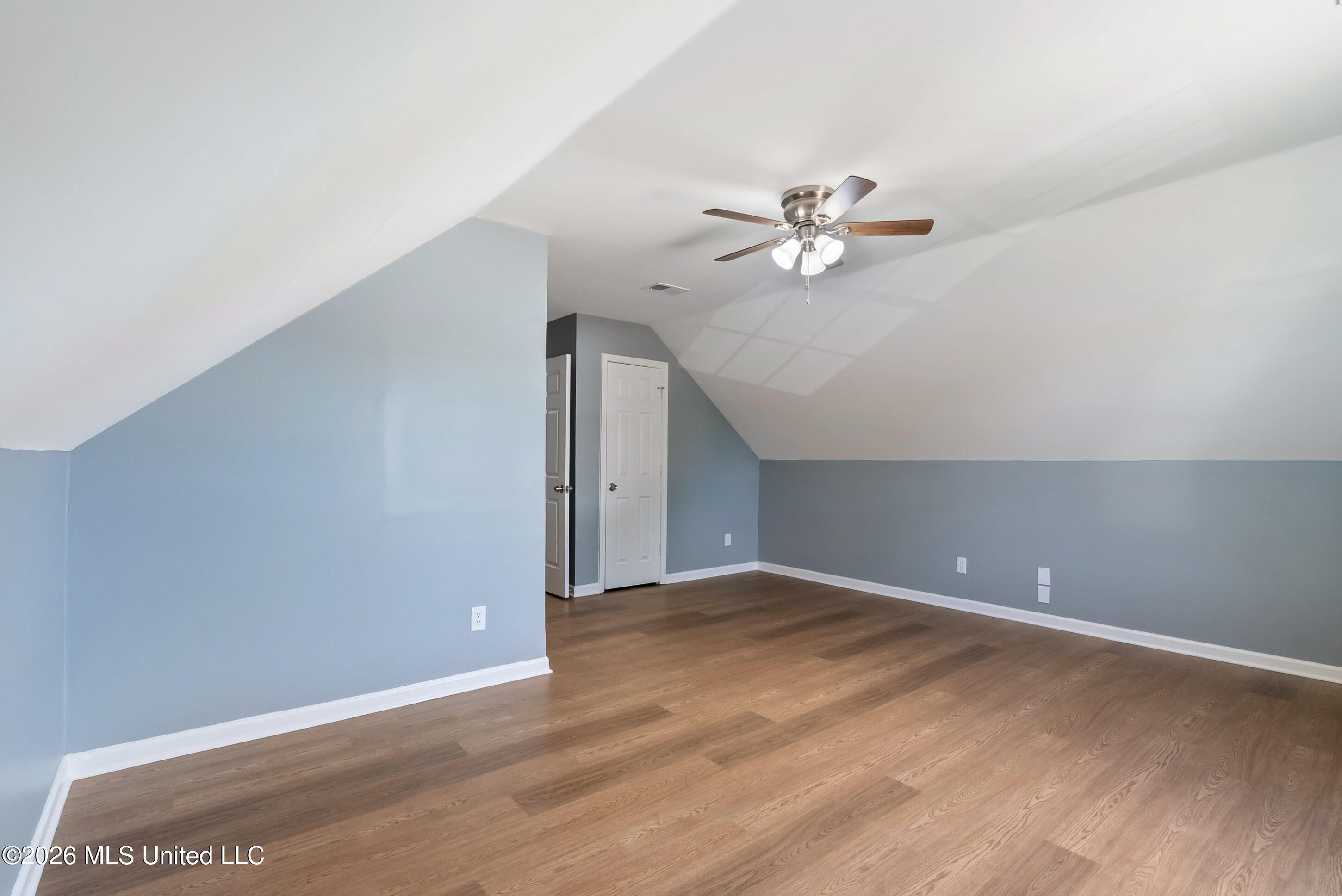 4241 Shadow Glen Drive Property Photo 26