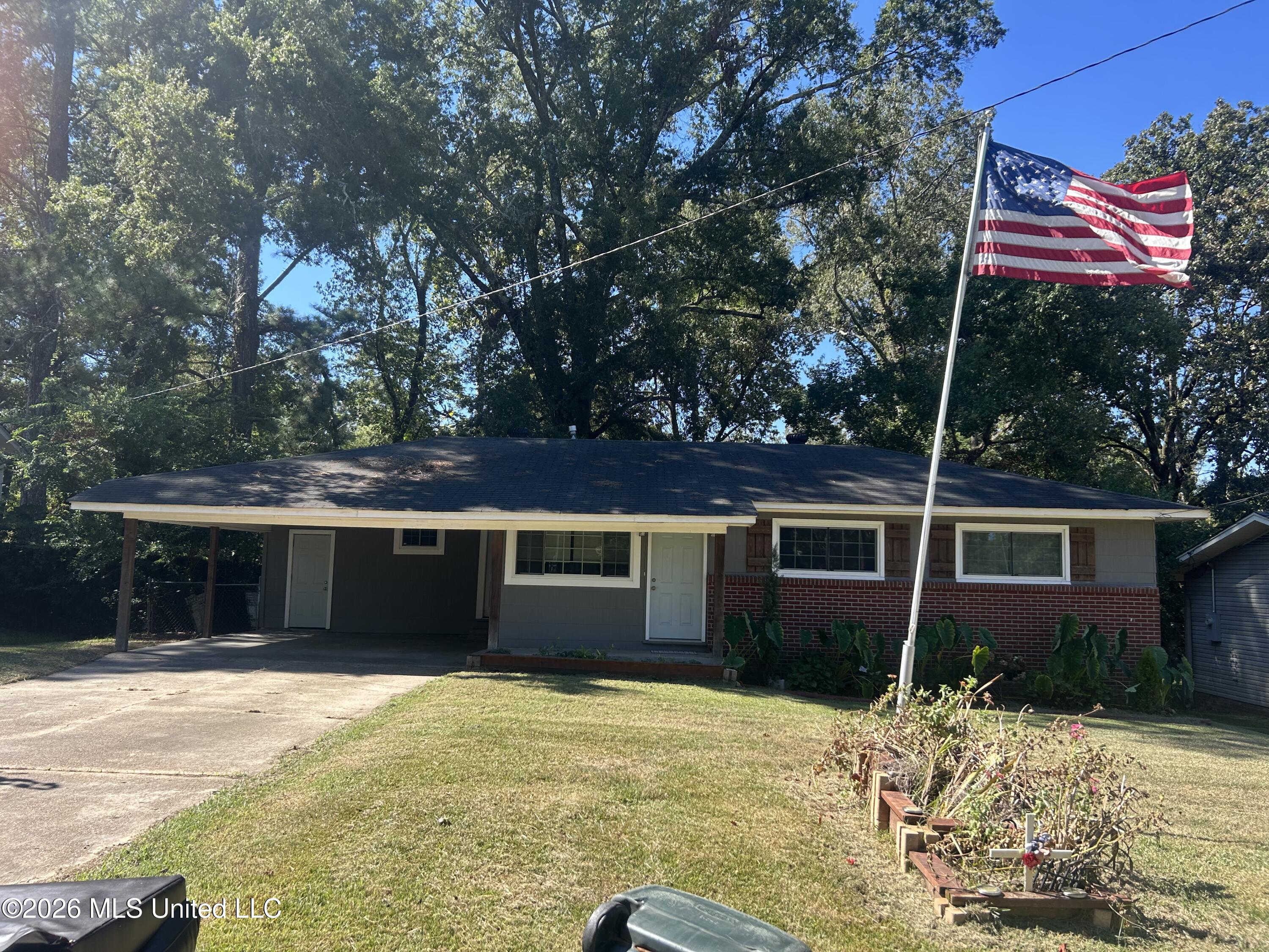 2703 Burma Drive Property Photo 1