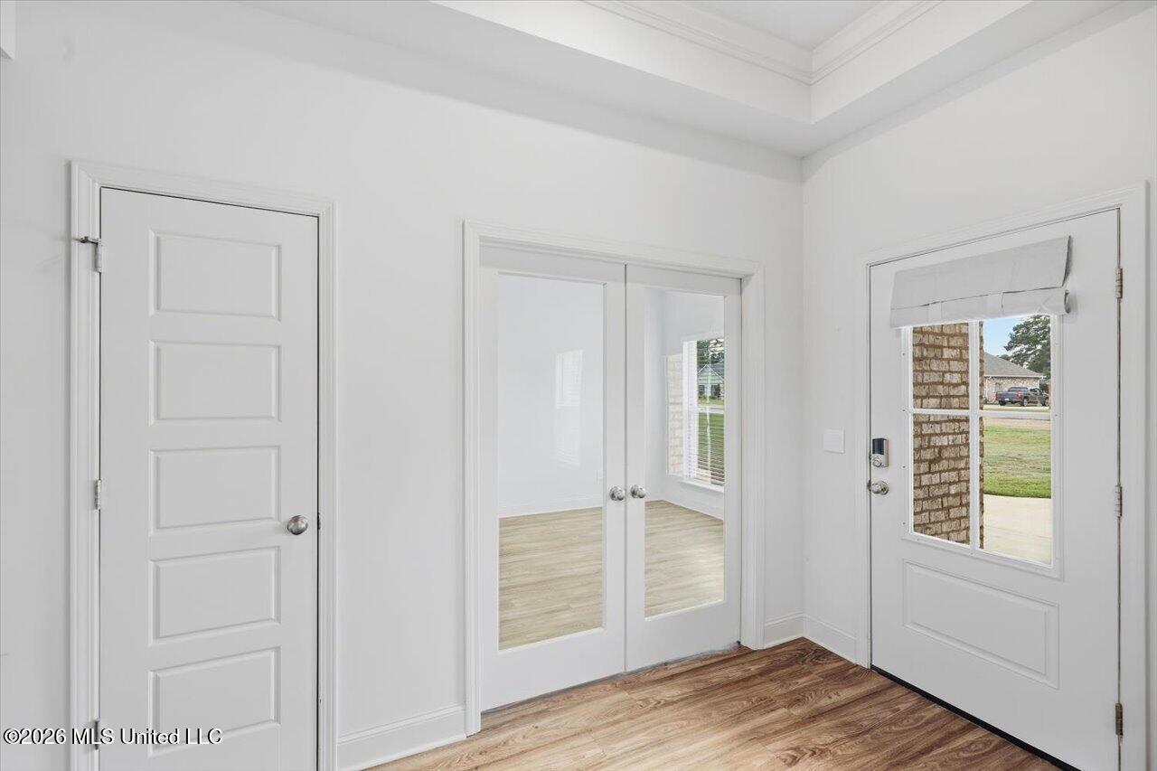 232 Deerfield Club Drive Property Photo 3