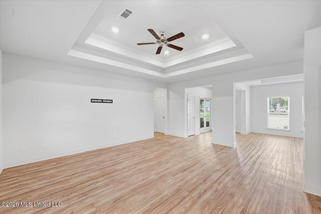 232 Deerfield Club Drive Property Photo 9