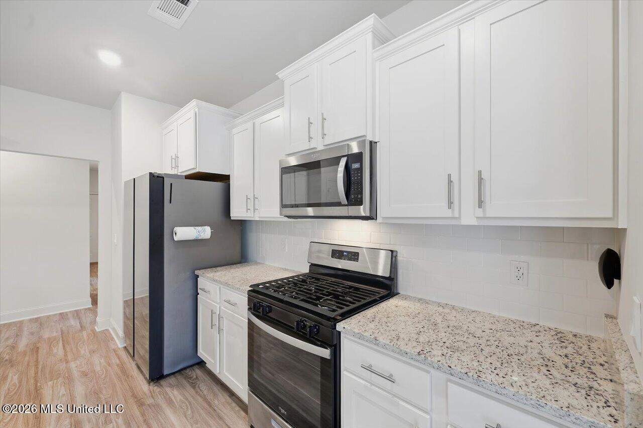 232 Deerfield Club Drive Property Photo 12