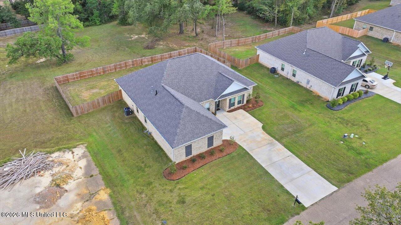 232 Deerfield Club Drive Property Photo 40
