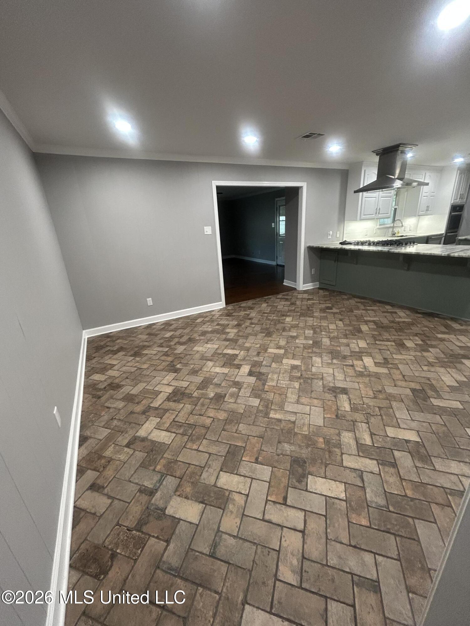 167 Lee Avenue Property Photo 15