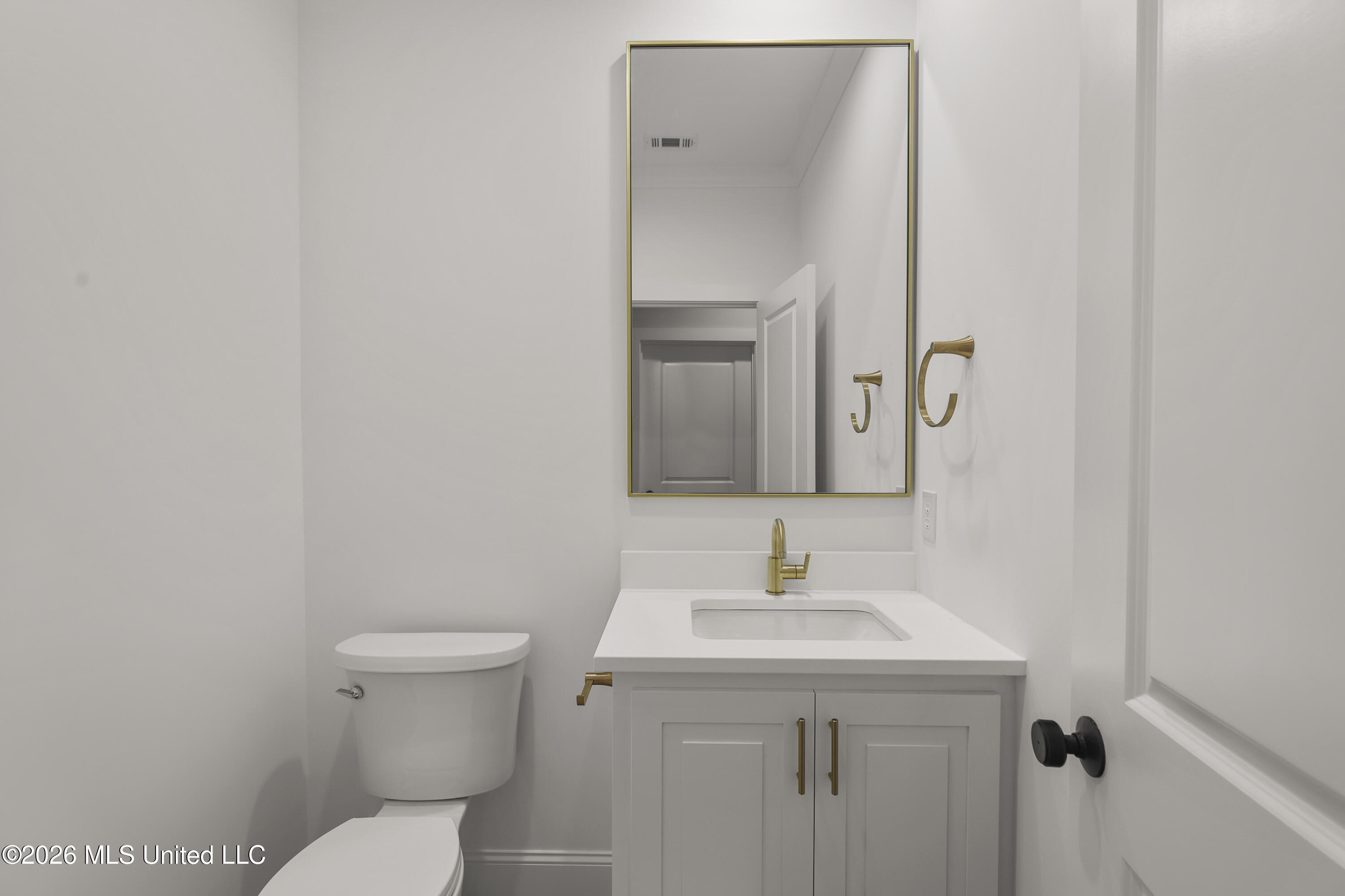 207 Benners Lane Property Photo 11