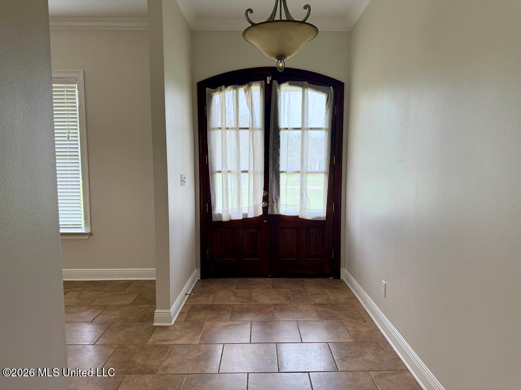 8 Jennie Lane Property Photo 2