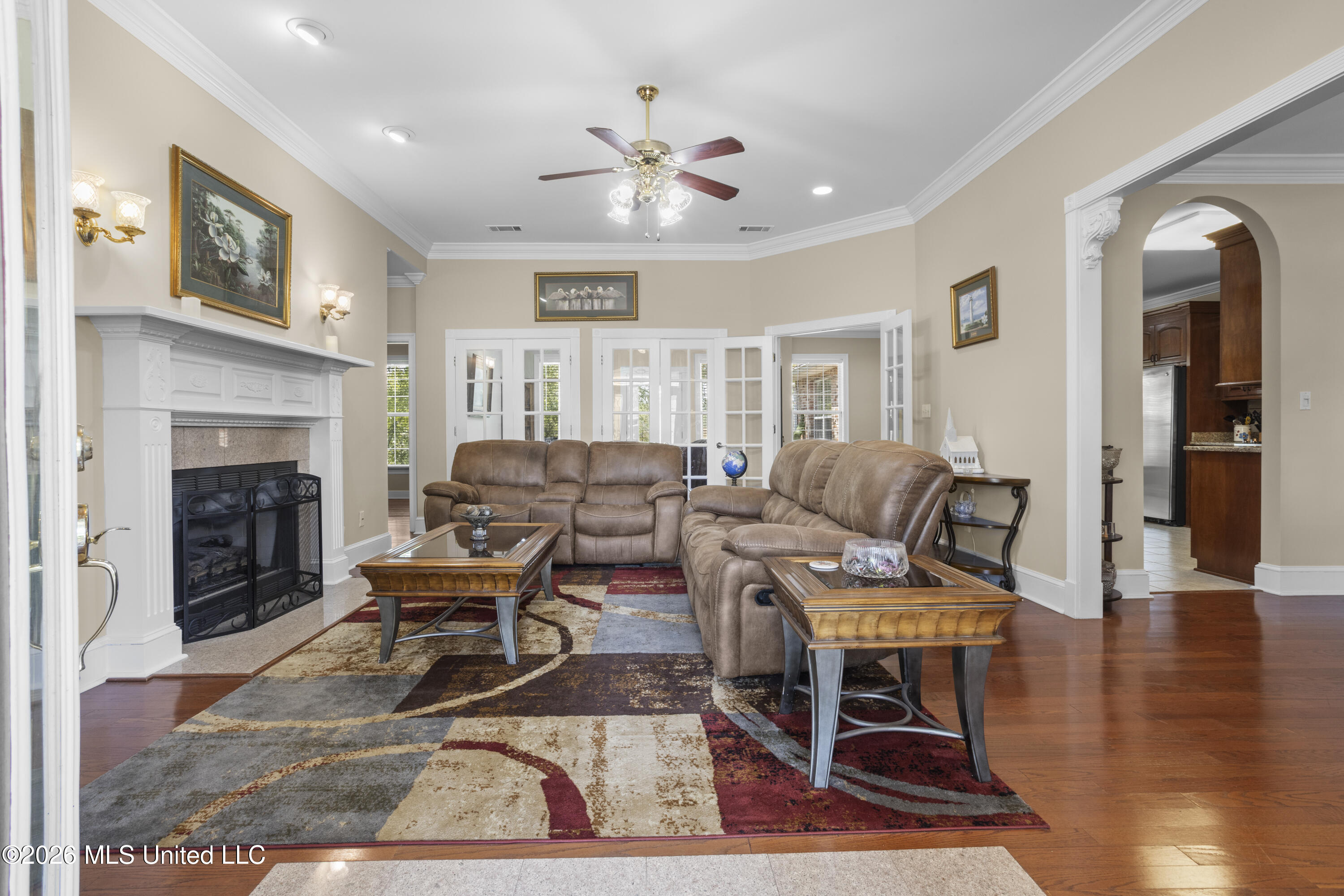 18155 Sherwood Court Property Photo 8