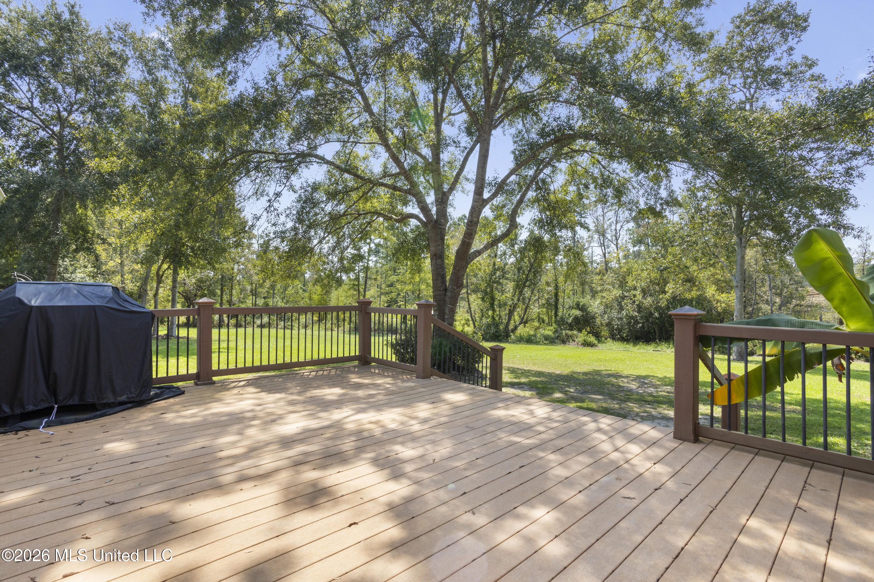 18155 Sherwood Court Property Photo 24
