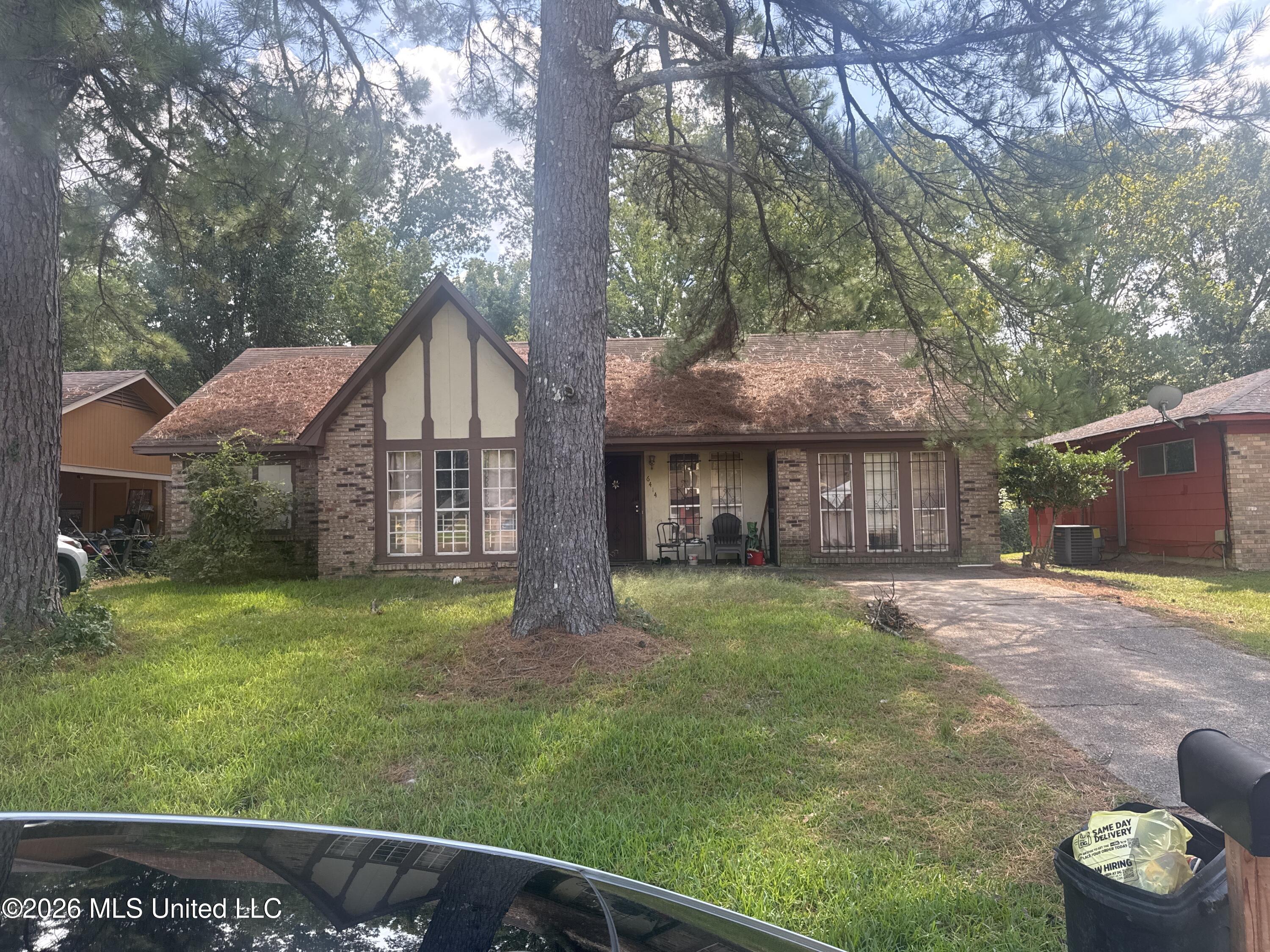 6414 Abraham Lincoln Drive Property Photo 1