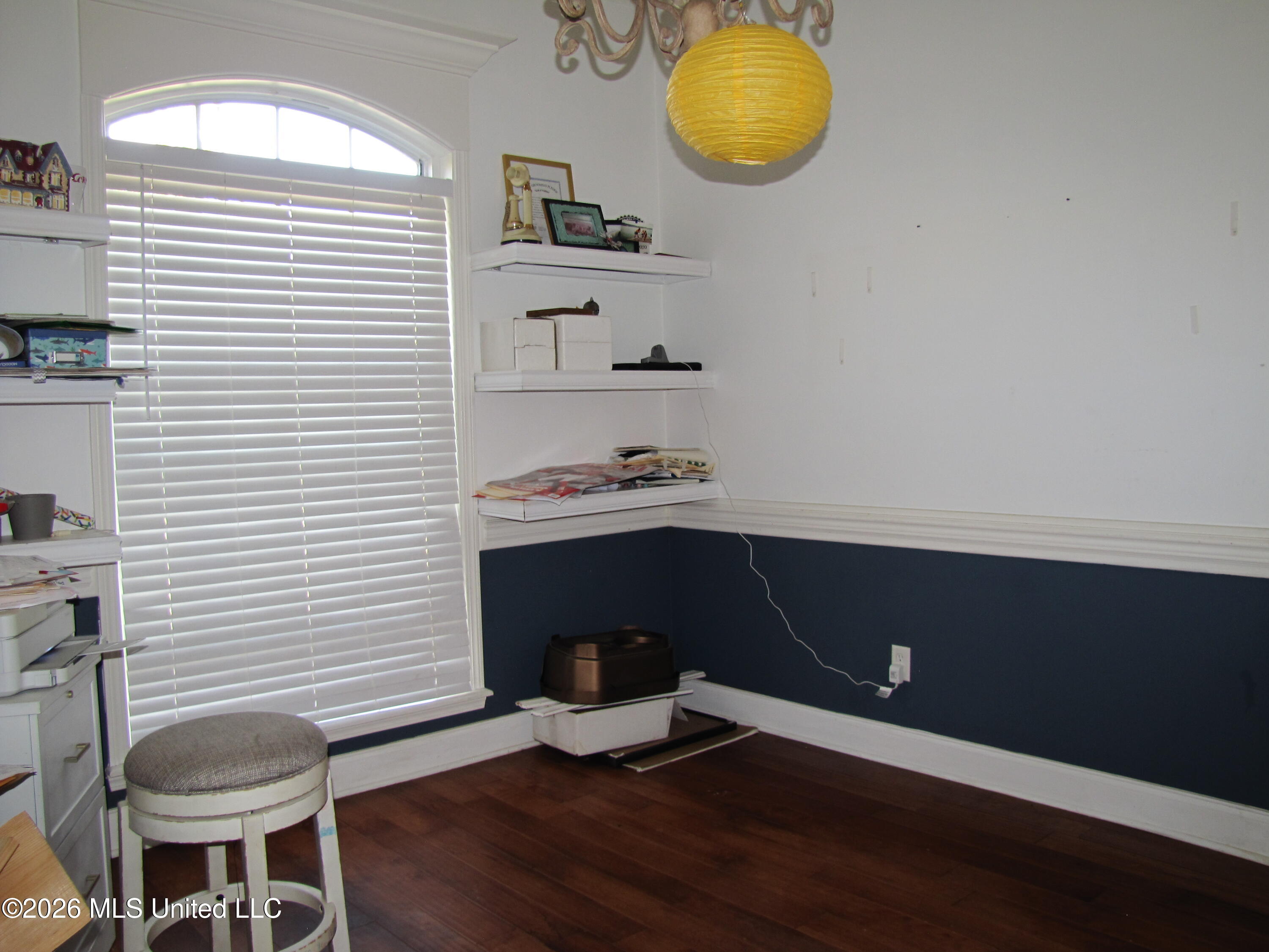 624 Moore Loop Property Photo 4
